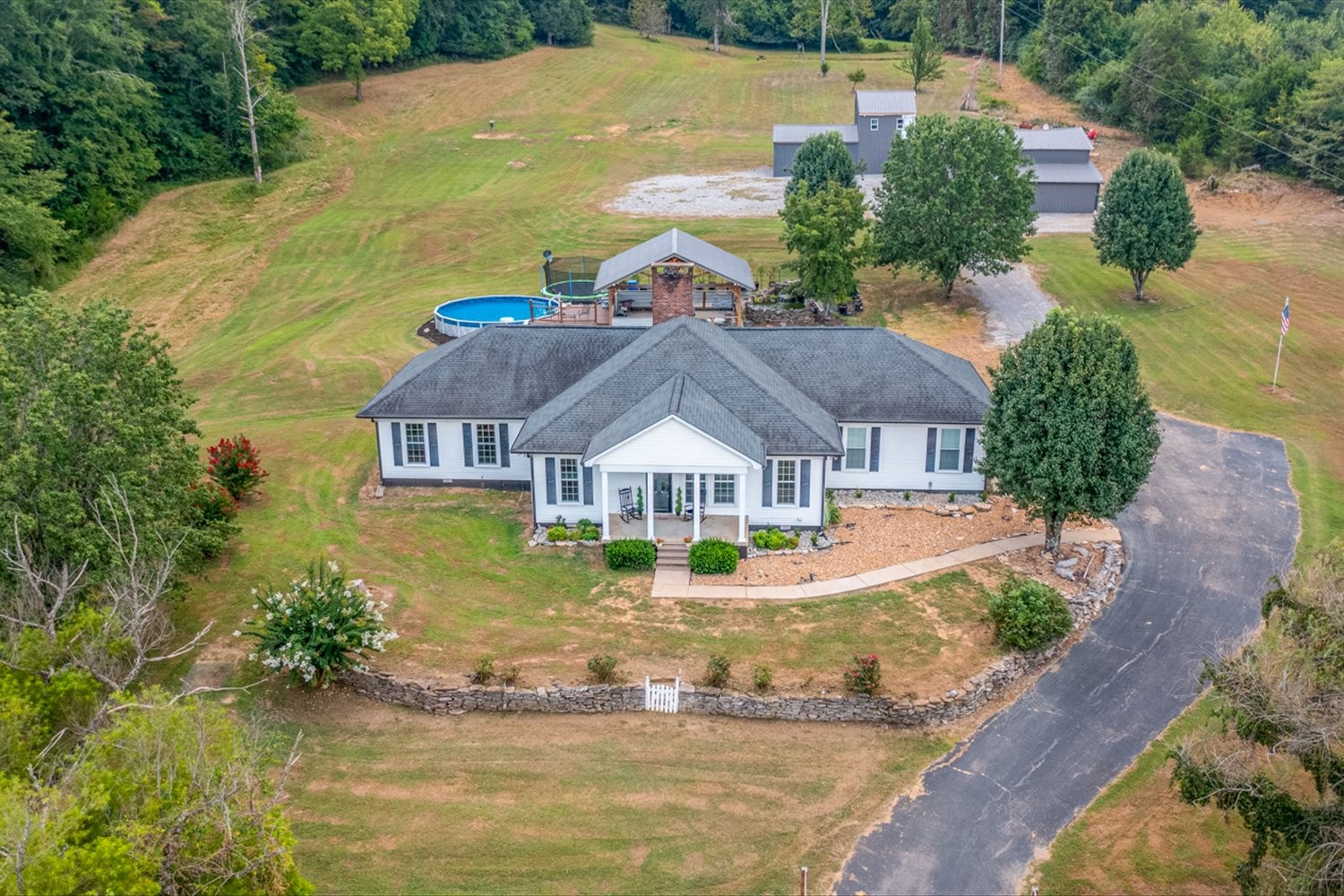 2541 Mooresville Hwy