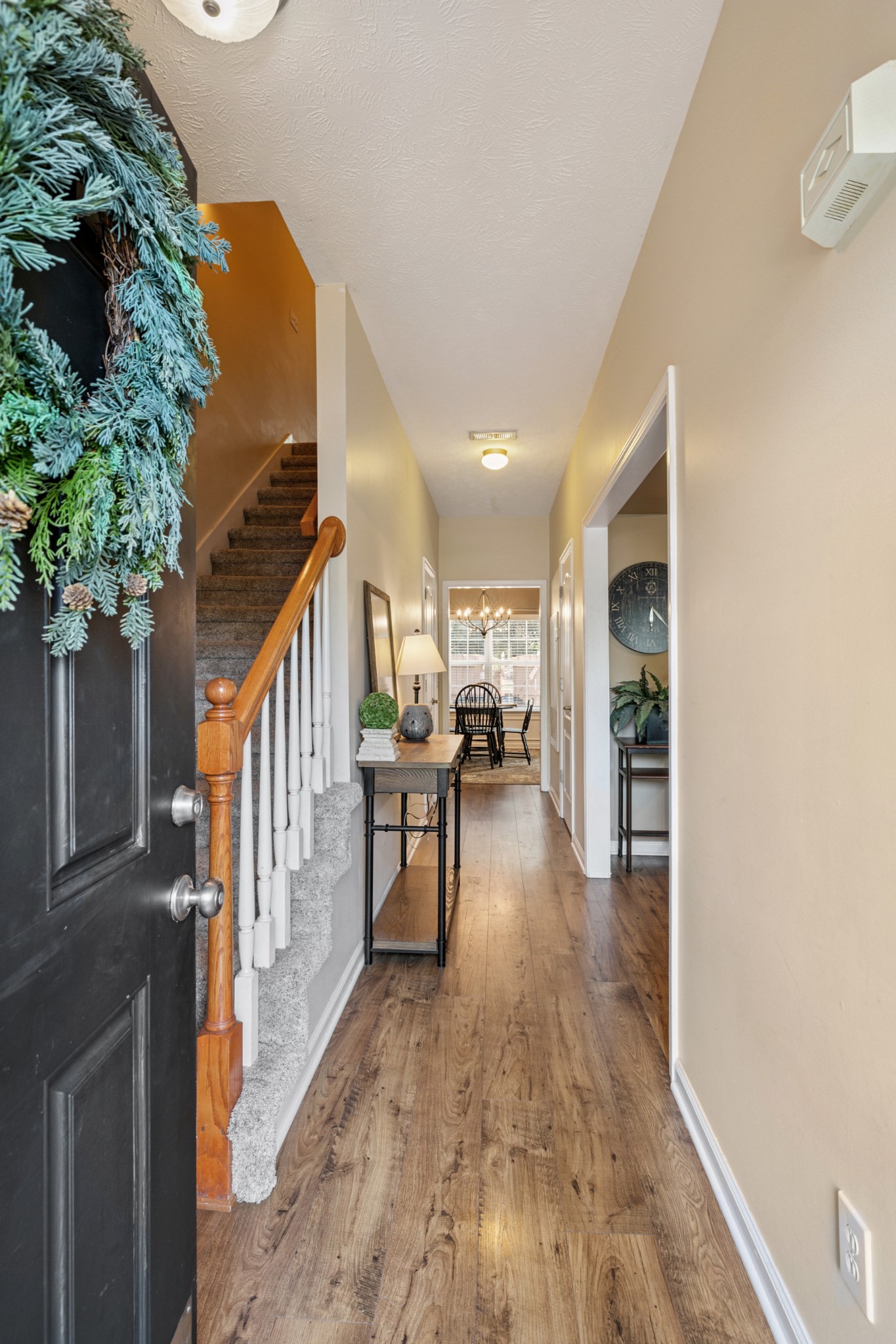 284 Meigs Dr C19