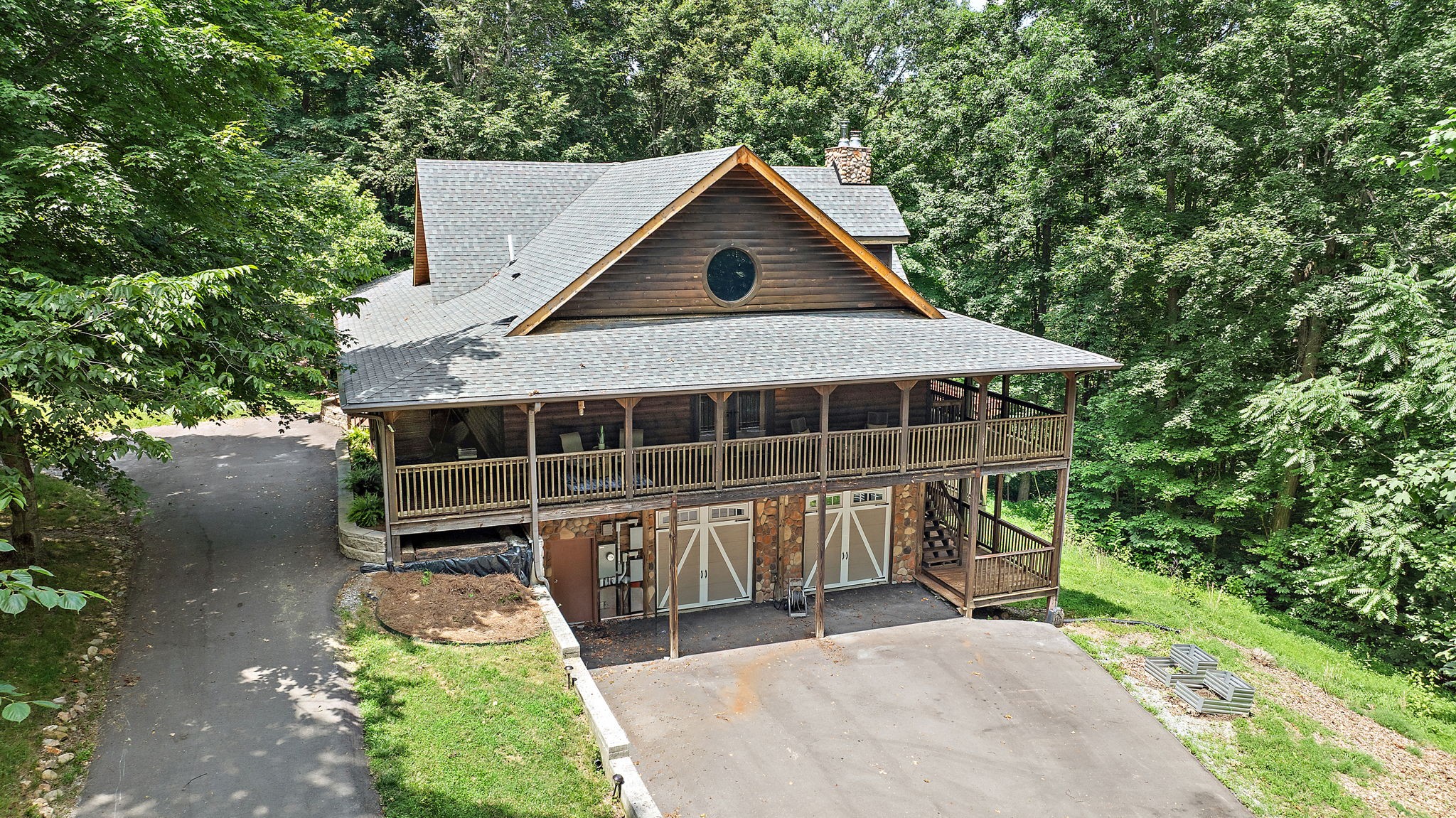 1455 Shell Rd