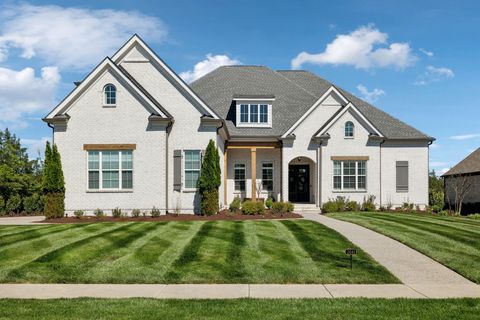 2041 Kingsbarns Dr Nolensville TN 37135
