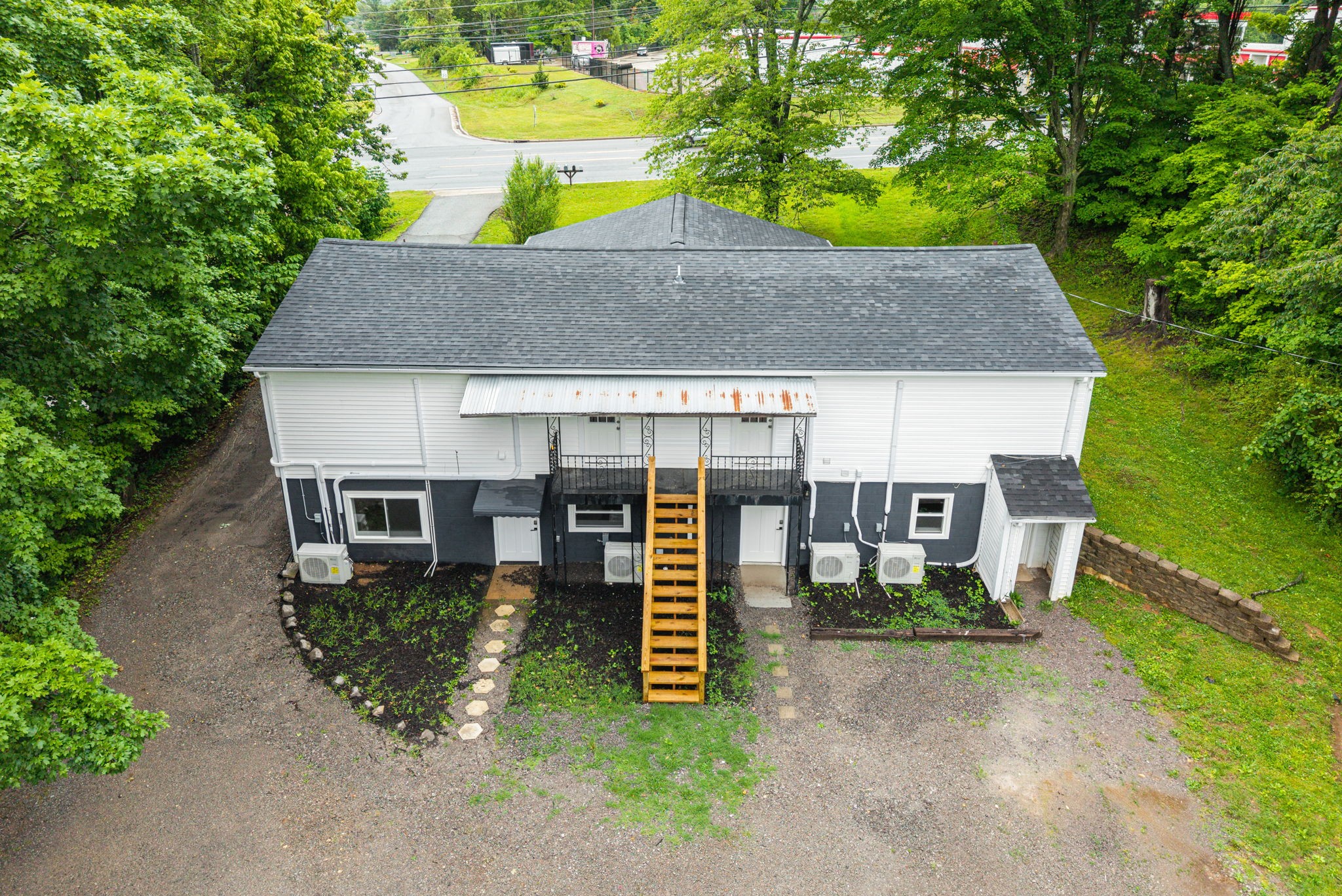 606 Dover Rd
