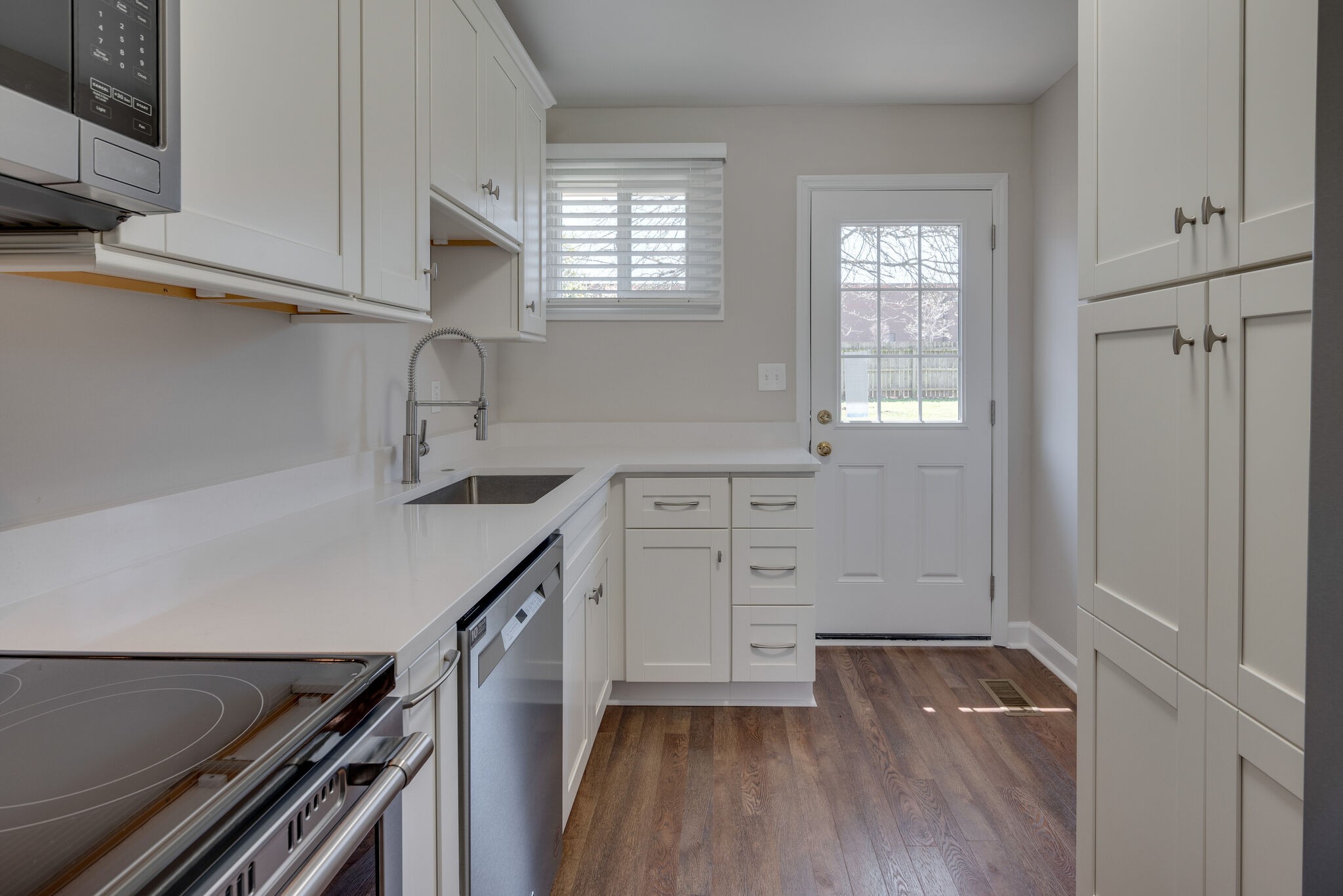 Franklin, Tennessee 37064, United States, 2 Bedrooms Bedrooms, ,1 BathroomBathrooms,Residential,Active,198395