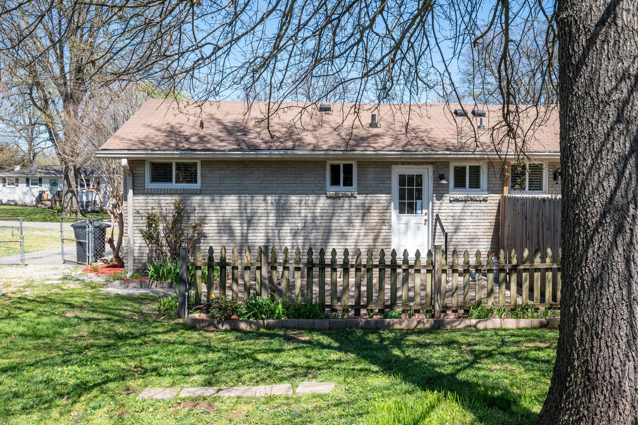 Franklin, Tennessee 37064, United States, 2 Bedrooms Bedrooms, ,1 BathroomBathrooms,Residential,Active,198395