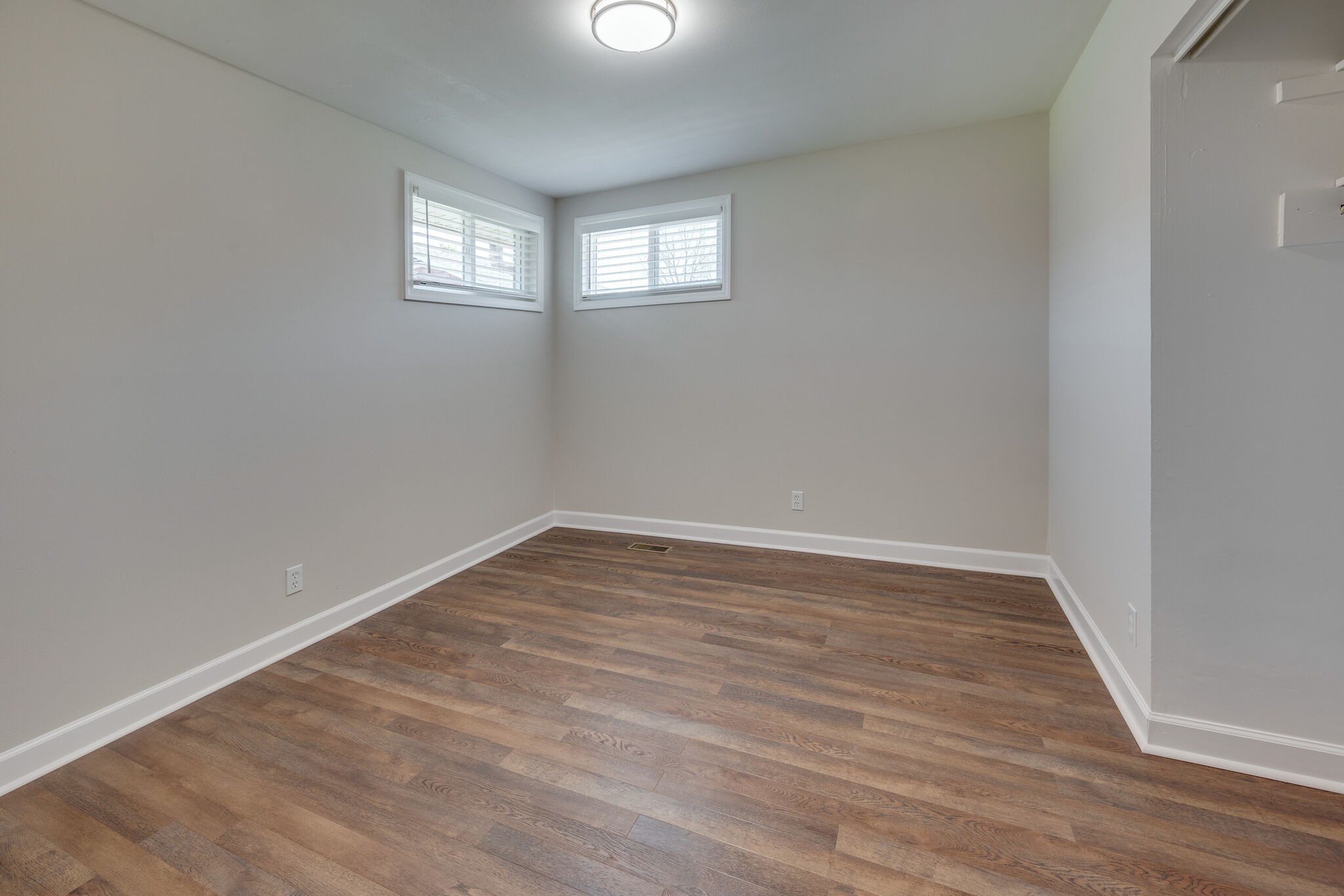 Franklin, Tennessee 37064, United States, 2 Bedrooms Bedrooms, ,1 BathroomBathrooms,Residential,Active,198395