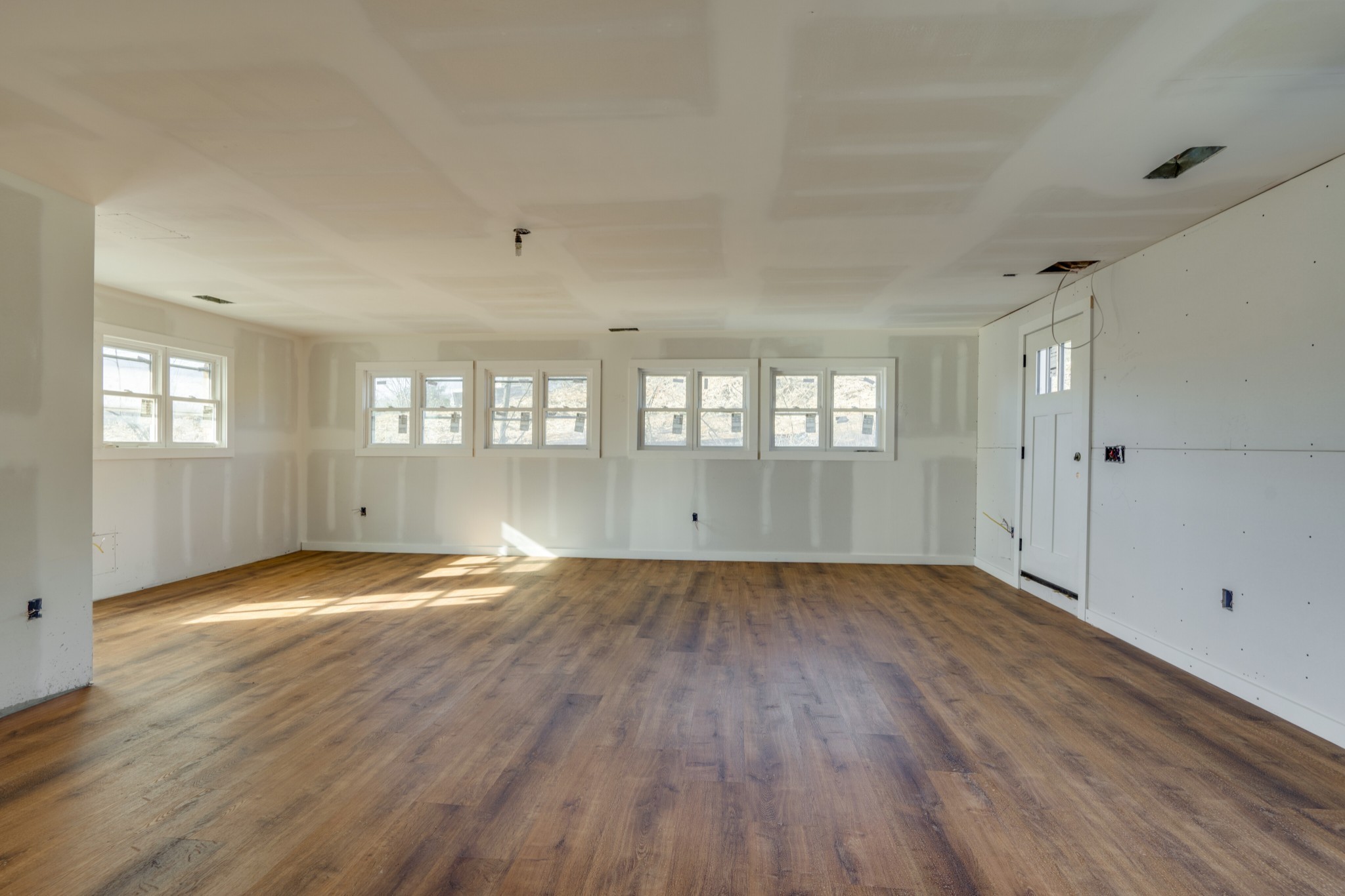 605 Creative Way