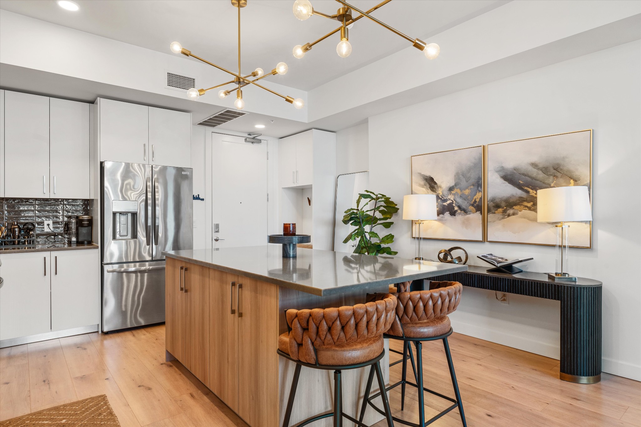 1212 Demonbreun St 1203