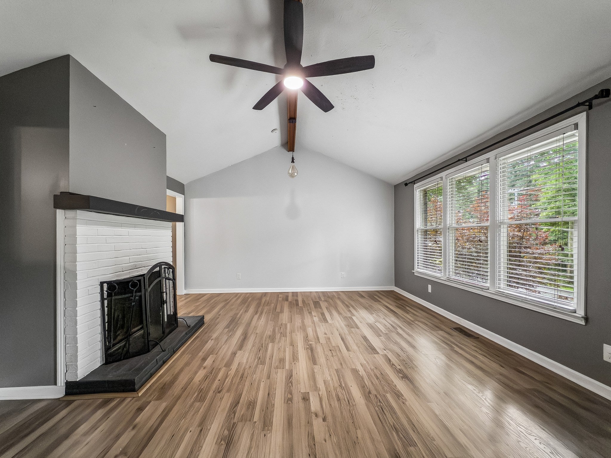 1301 Poplar Ridge Rd