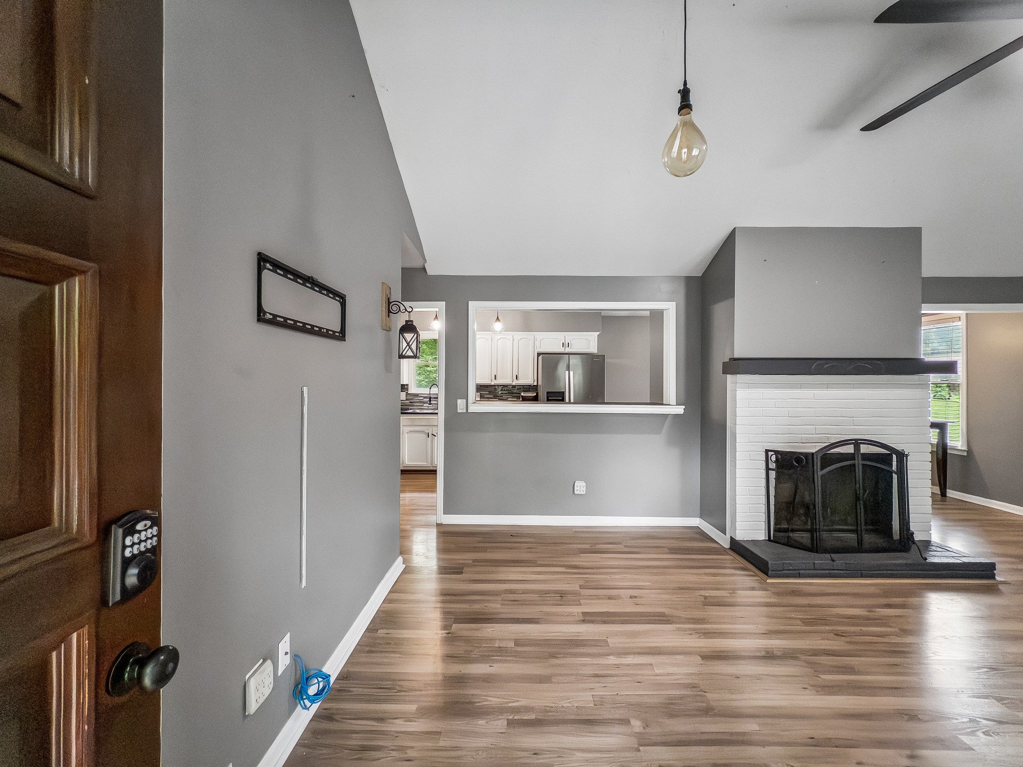 1301 Poplar Ridge Rd