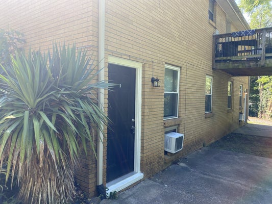812 BRADLEY ST APT C, CLARKSVILLE, TN 37040 - Image 634e8409385cd28aa9e2e03bfe8a780d/3381365981