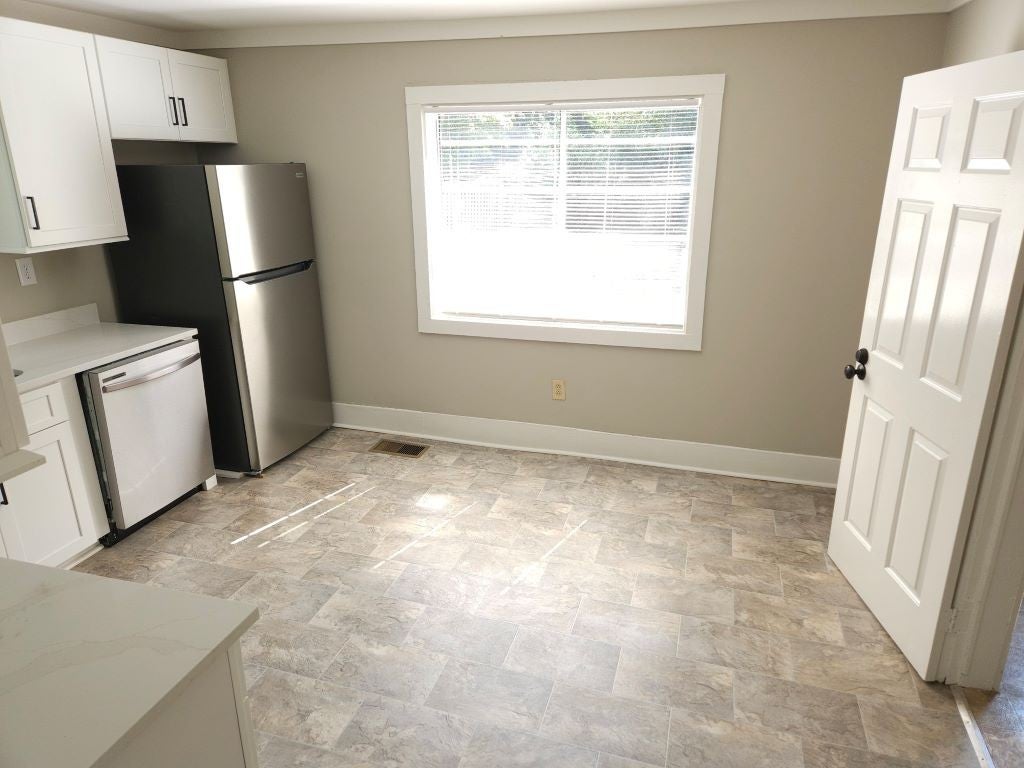 305 4th Ave A