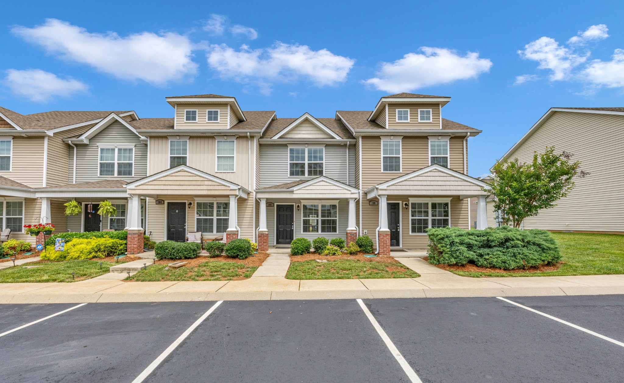 166 Alexander Blvd