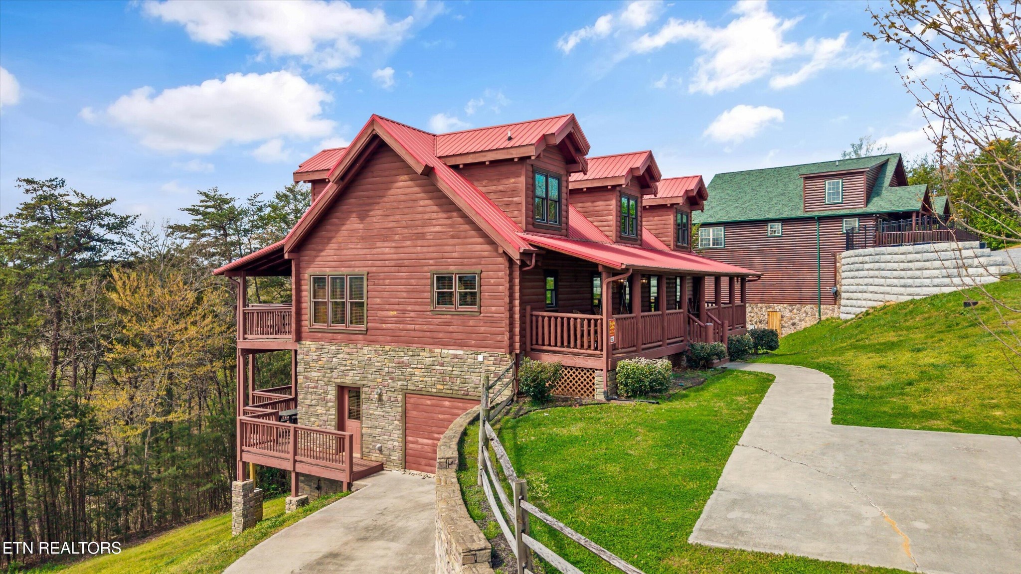 1107 N Trail Drive