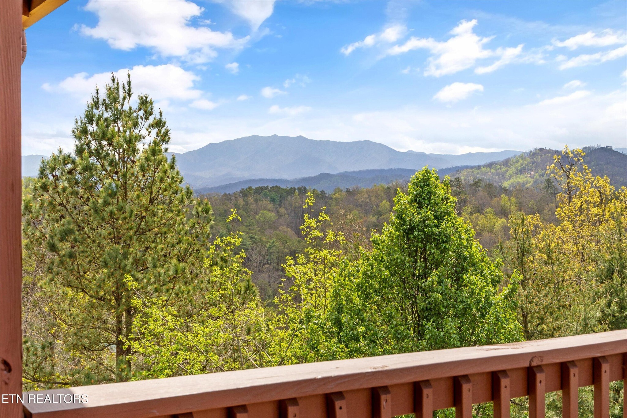 1107 N Trail Drive