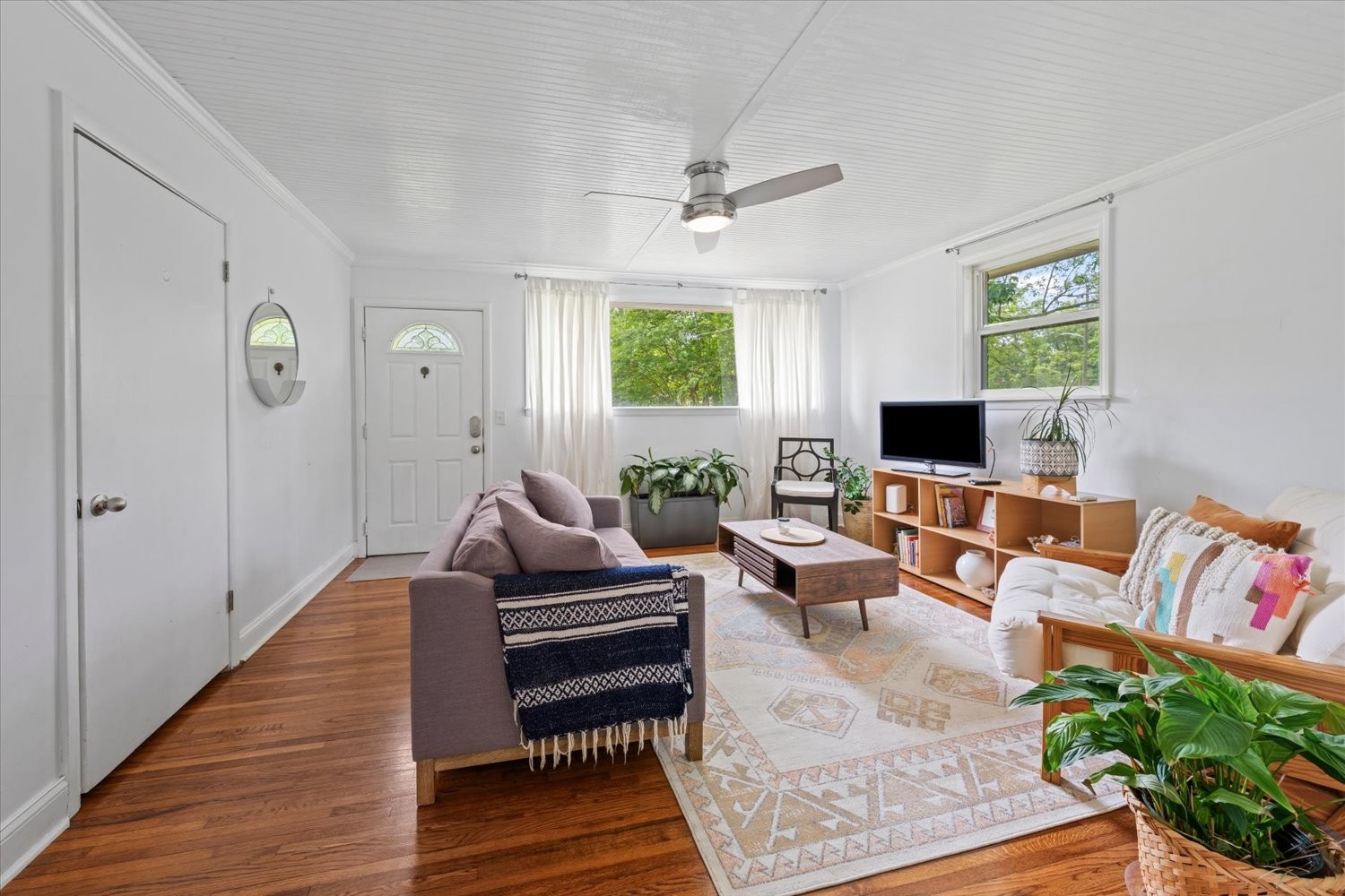 2920 Twin Lawn Dr
