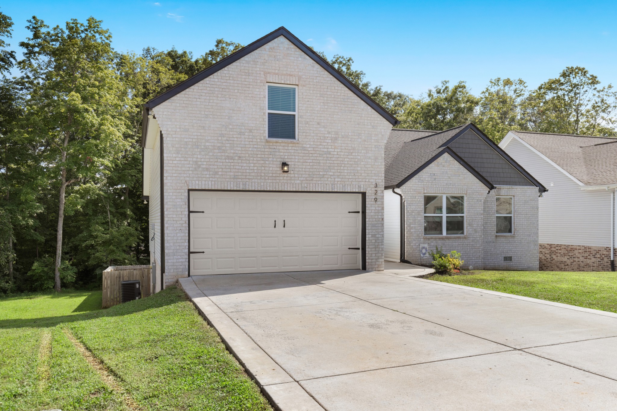 329 Green Hills Dr