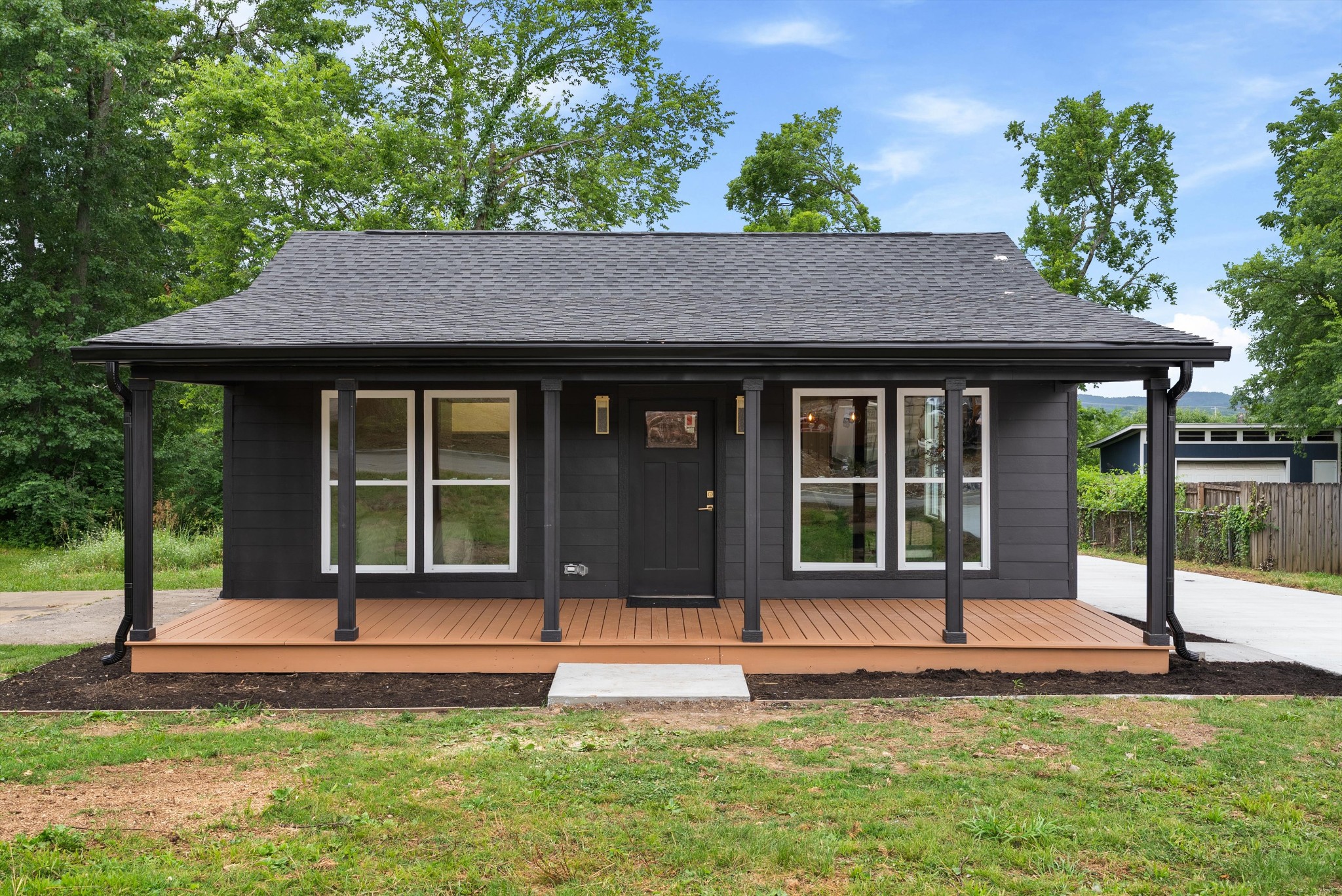3036 Hillside Rd