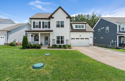 1327 Batbriar Rd Murfreesboro TN 37128