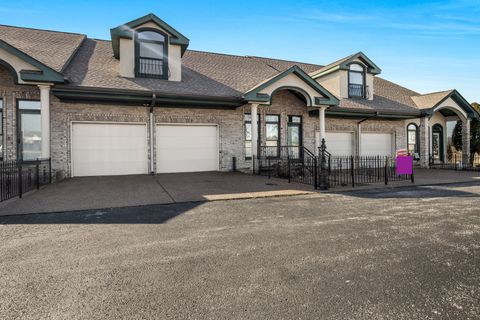 102 Champions Dr Springfield TN 37172