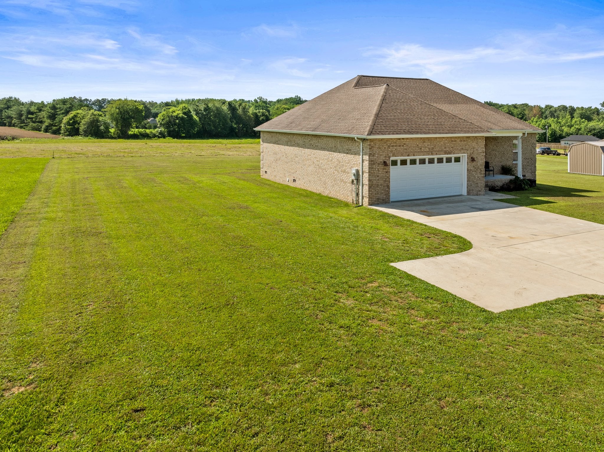 8300 Aedc Rd