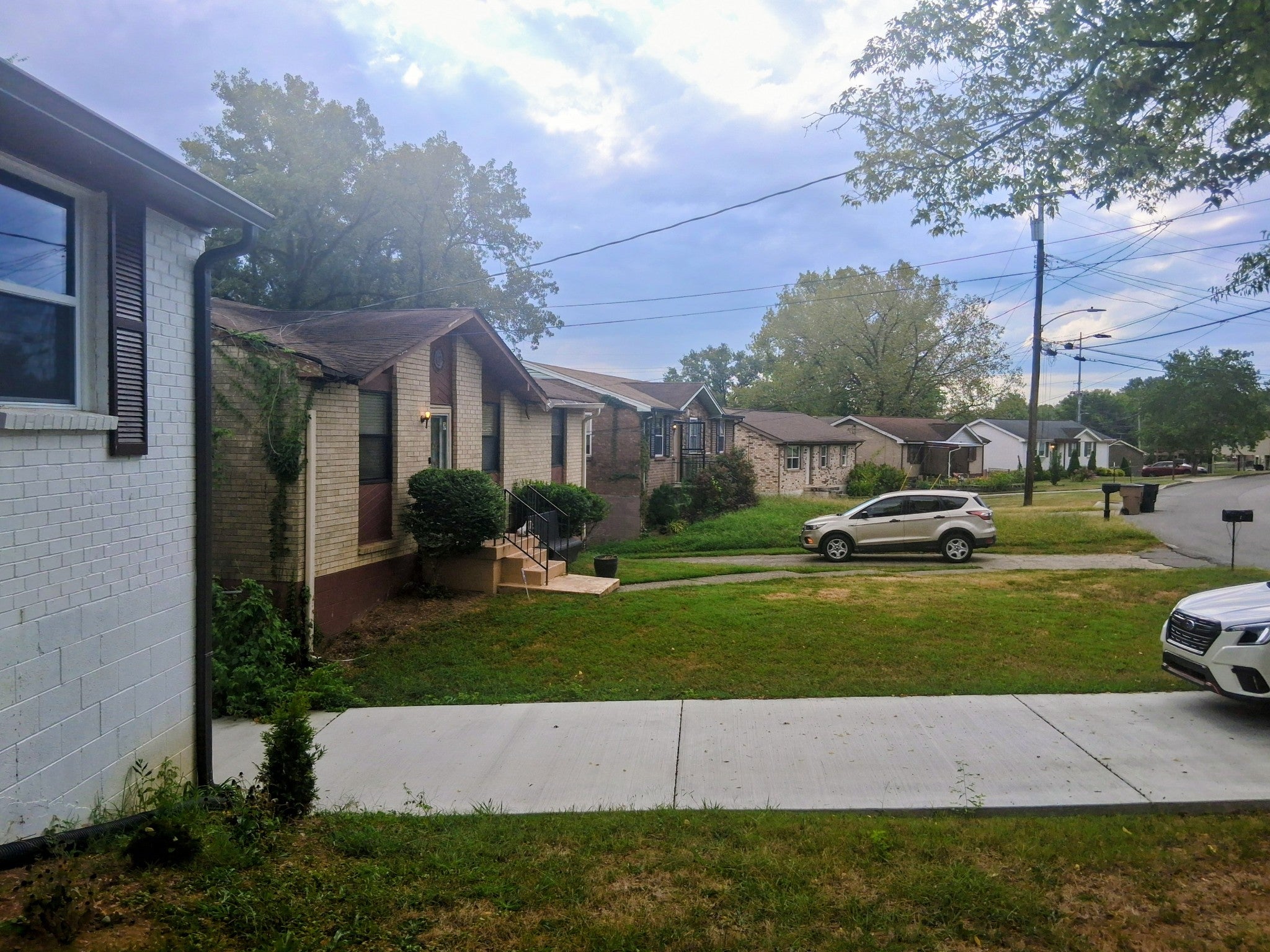 4-bed home for sale in Nashville, TN 37218, 3318 Olsen Ln Nw 3318 Olsen Ln Nw, Nashville TN 37218 4-bed home, photo 4 of 17