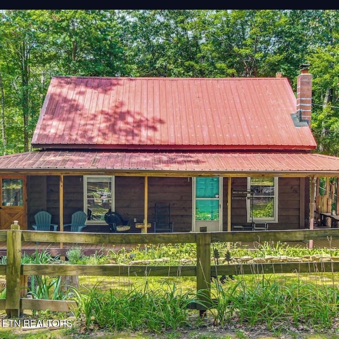 360 Joe Barnett Rd