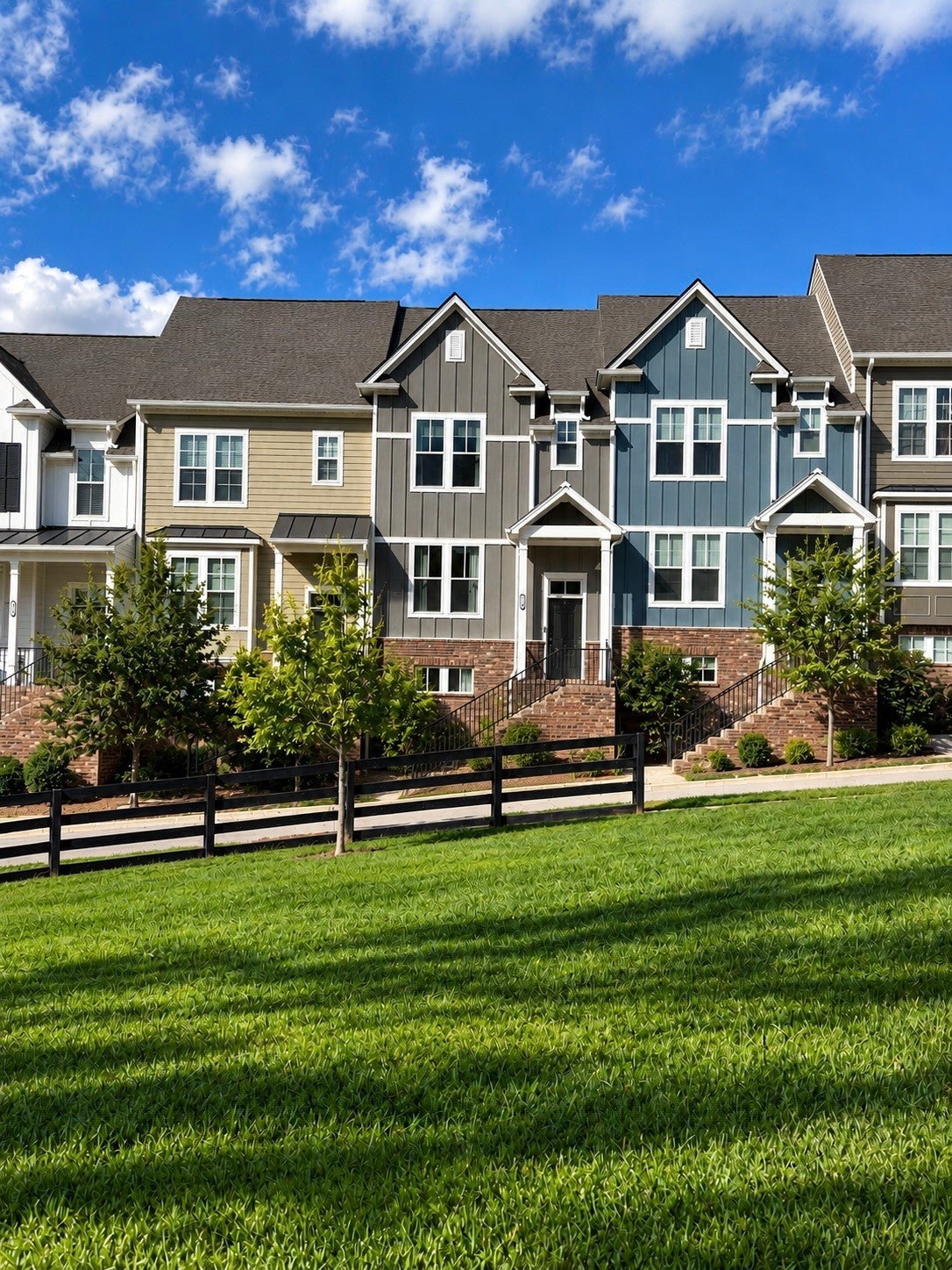 4.0-bed rental at 1739 Park Terrace Ln
