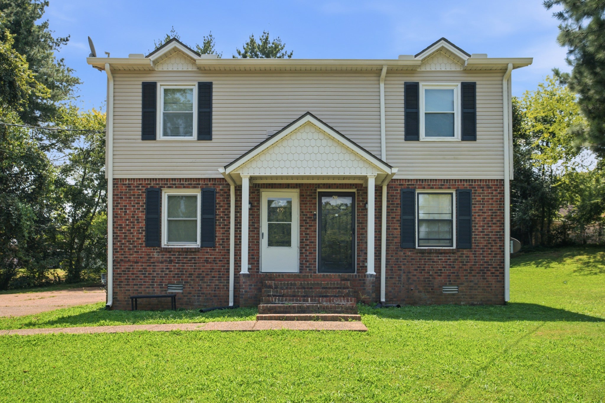 listing at 477 Ellenwood Dr, Nashville