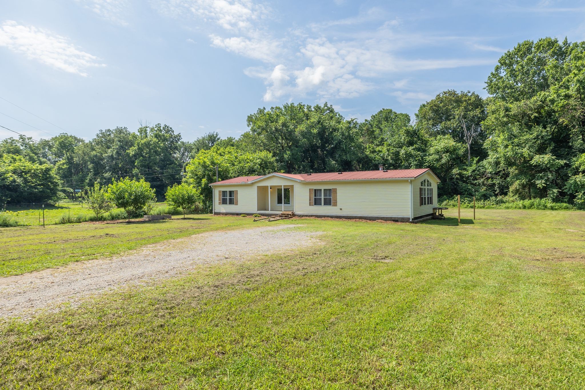 1475 Wiles Ln