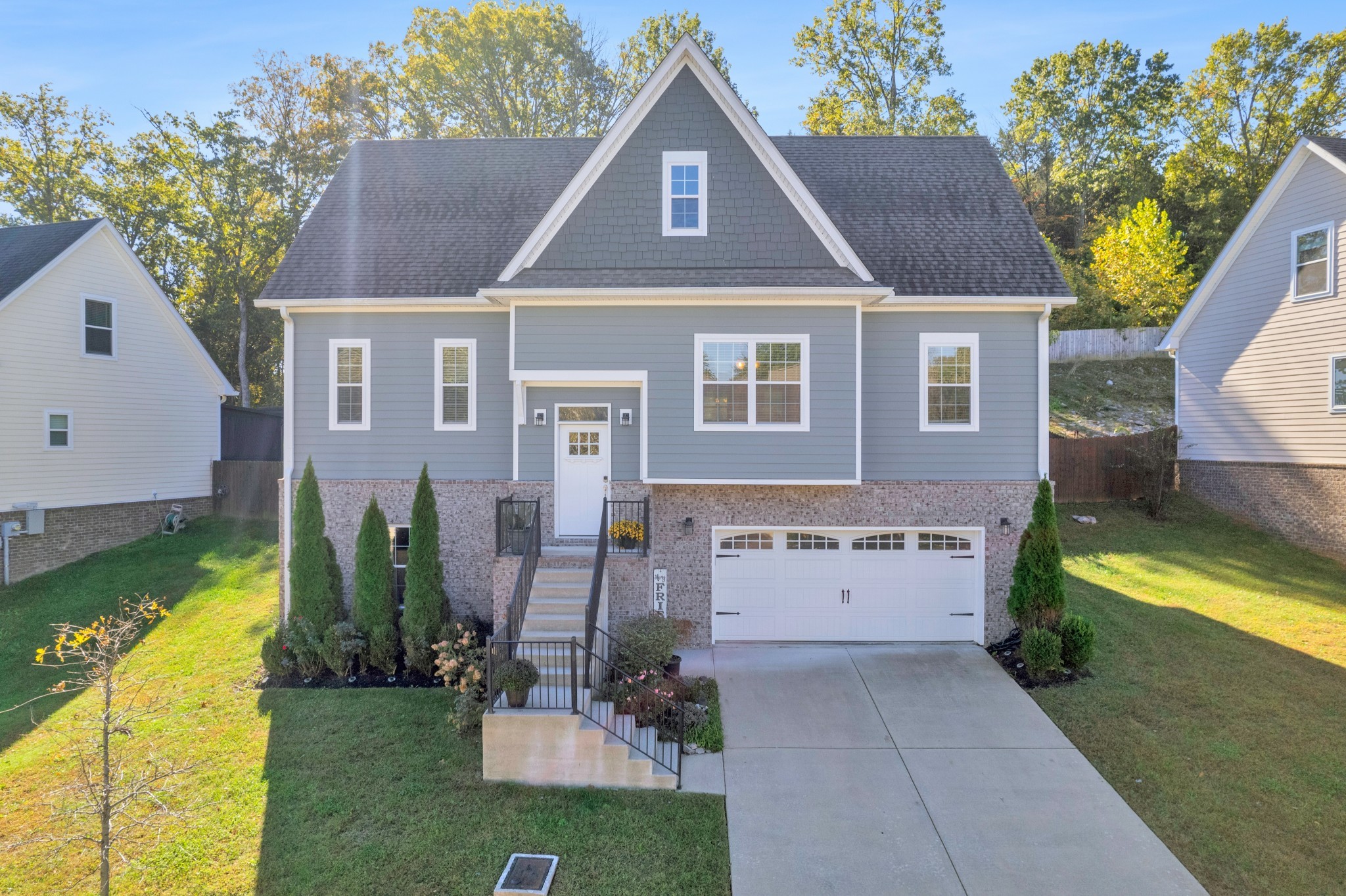 1728 Woodland Pointe Dr