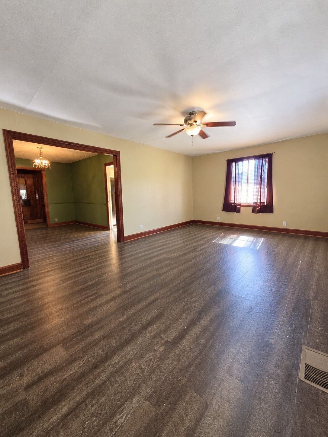 multi-family property for sale in Old Hickory, TN 37138, 172 Park Cir 172 Park Cir, Old Hickory TN 37138 multi-family property, photo 2 of 31