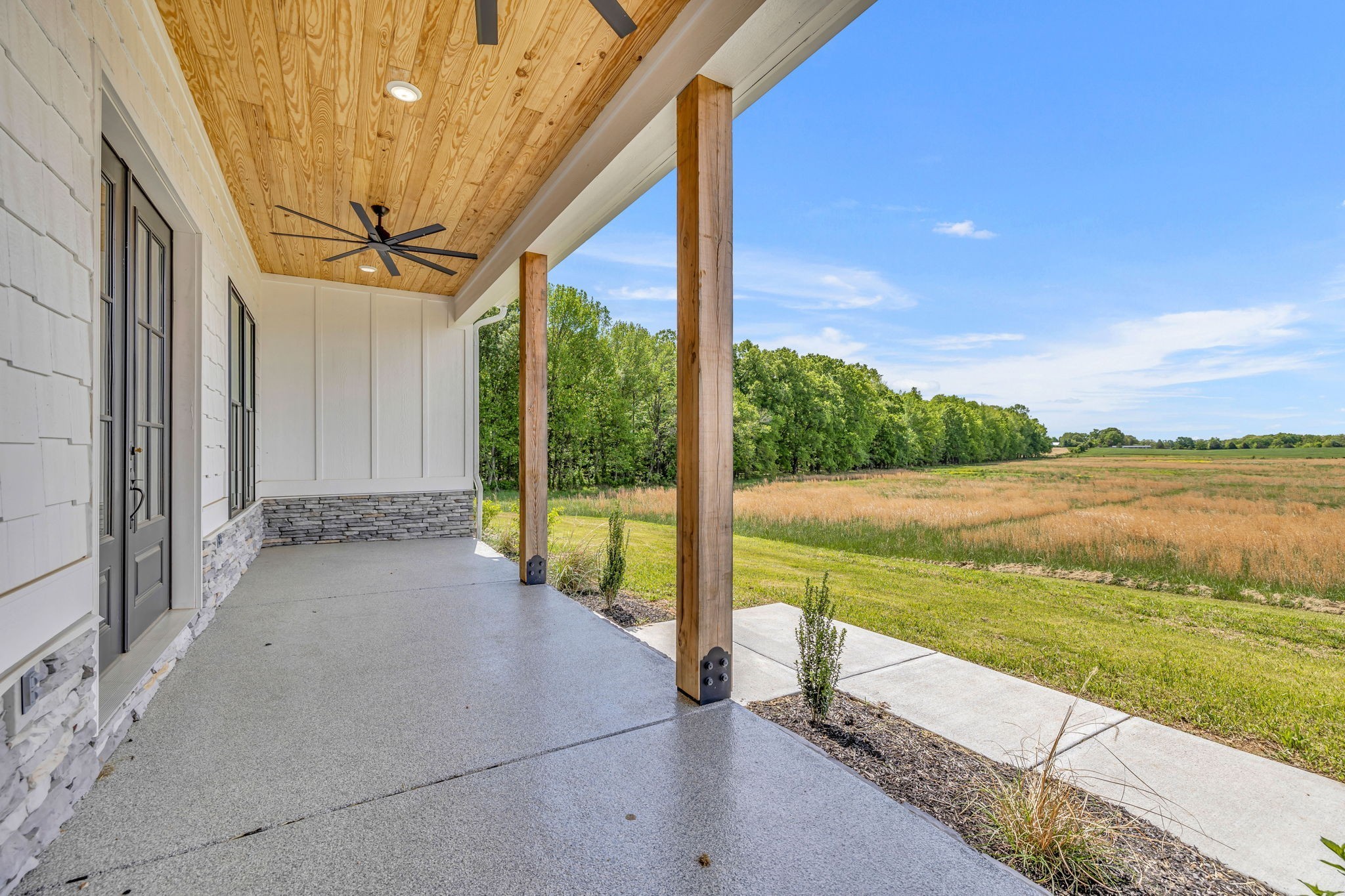184 Emma Ln