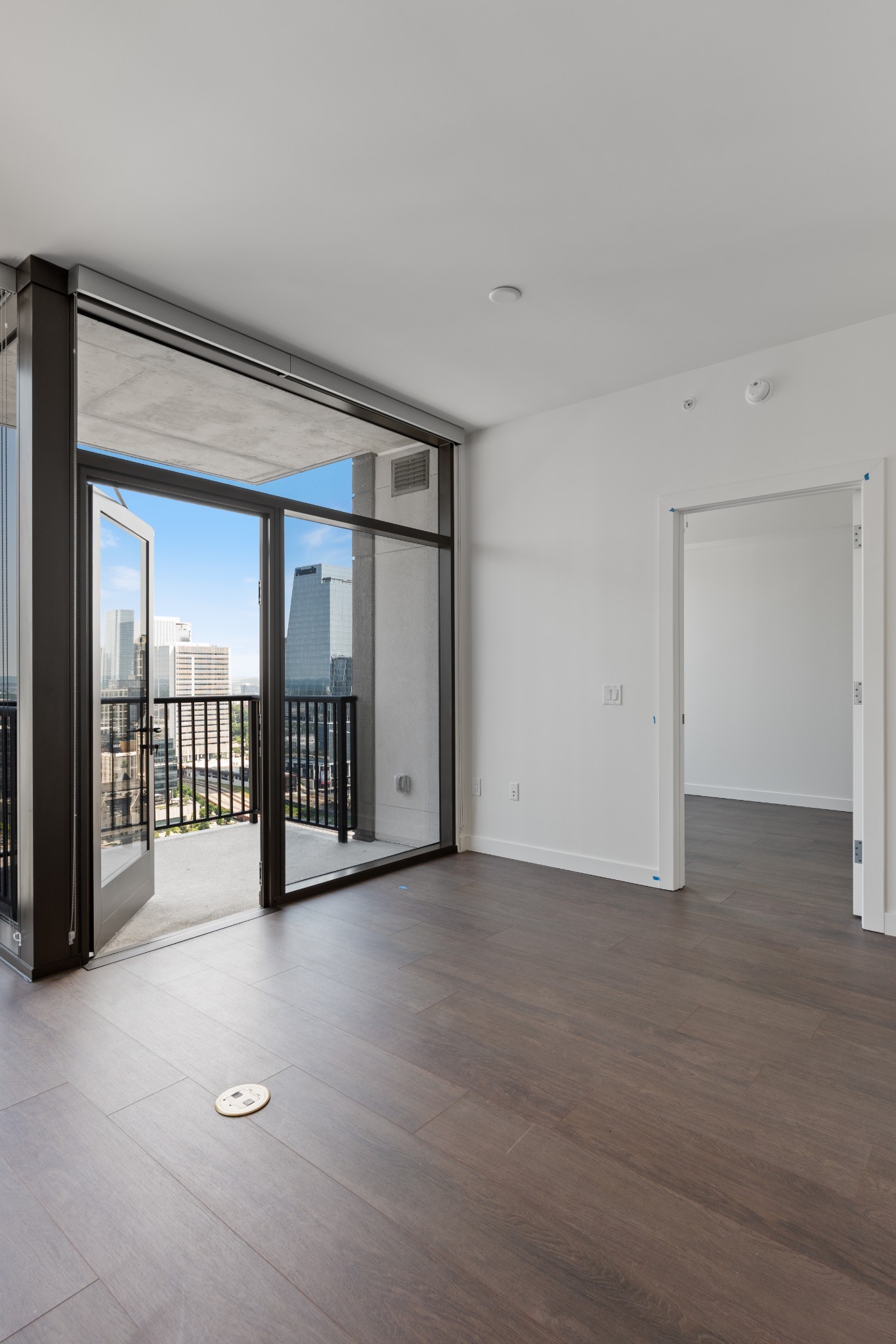 1212 Demonbreun St 909