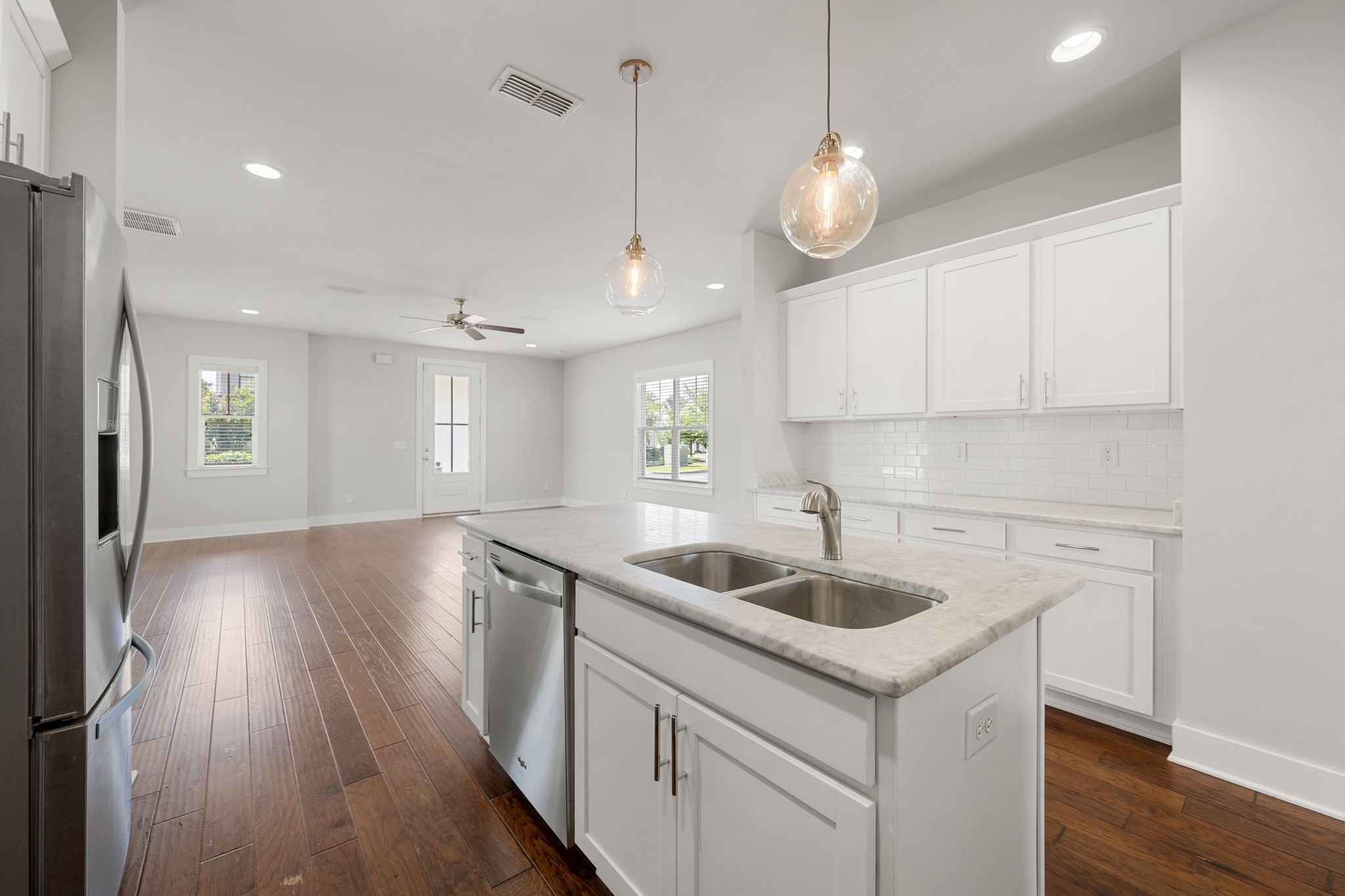 700 Cottage Park Dr