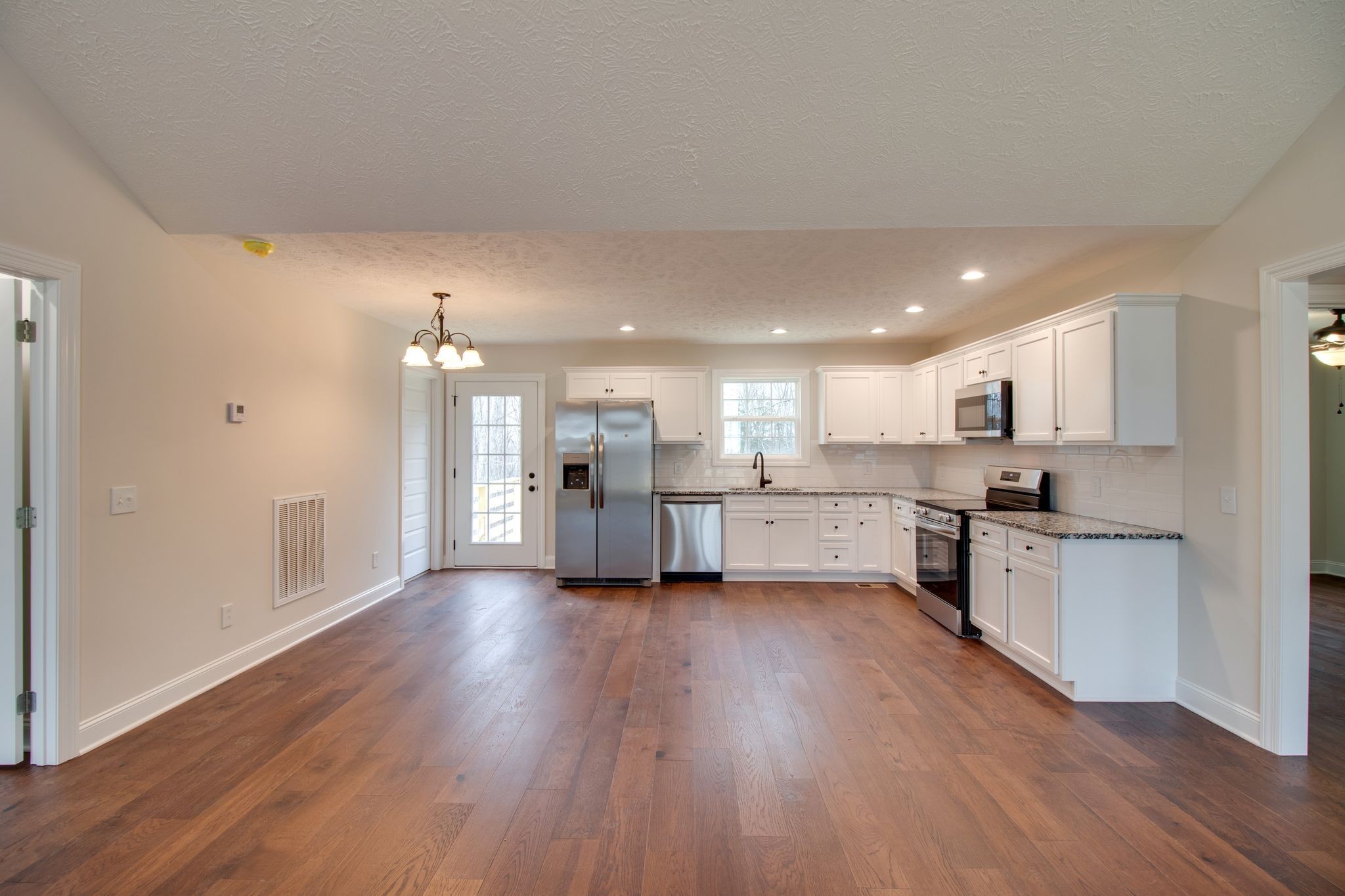 312 Lee Ln