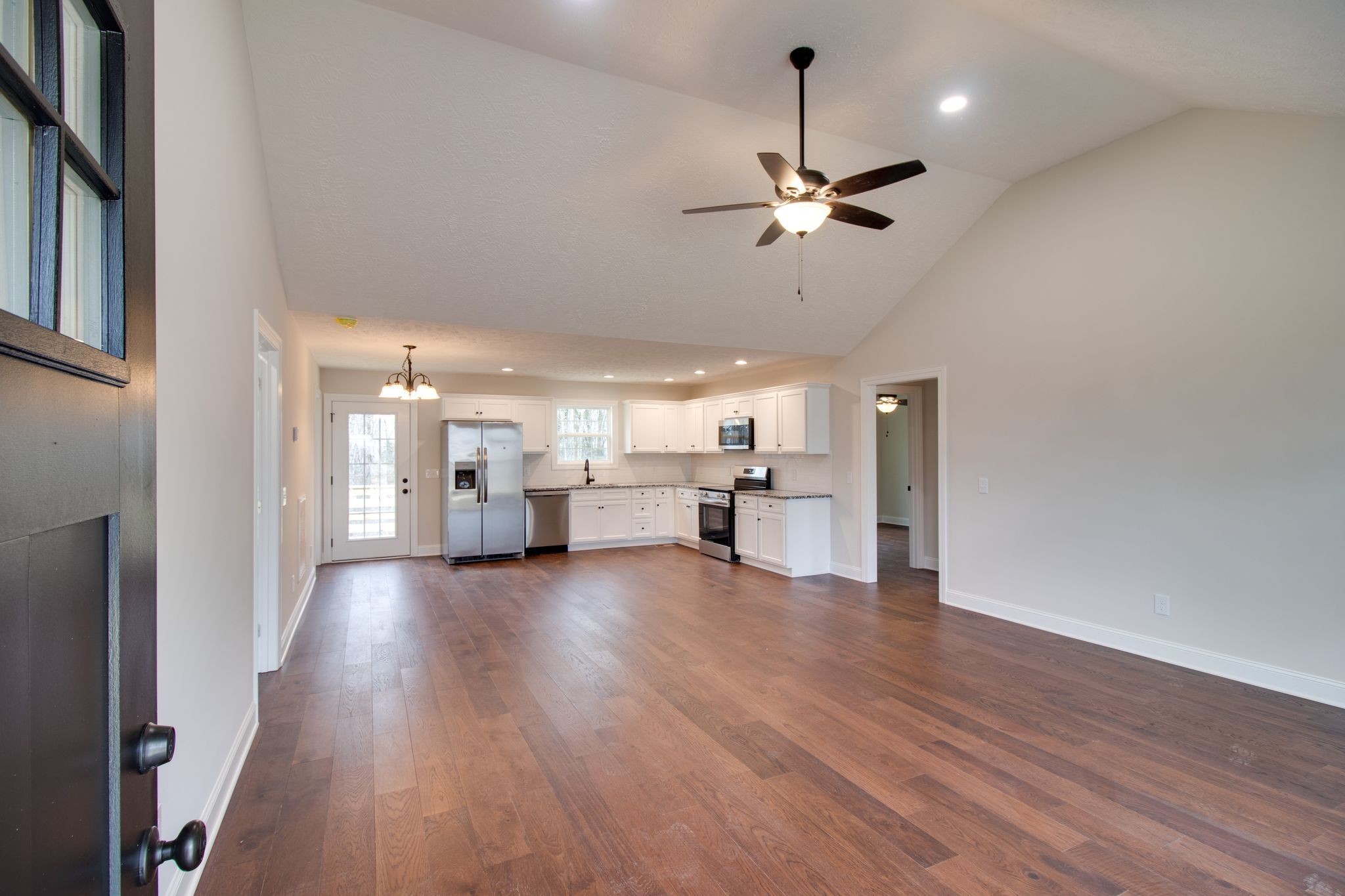 312 Lee Ln