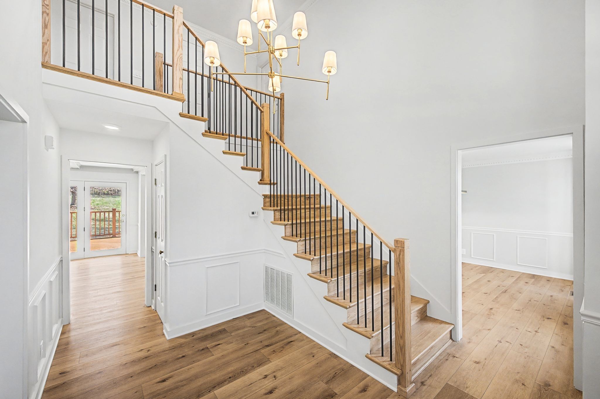 806 Steeplechase Dr
