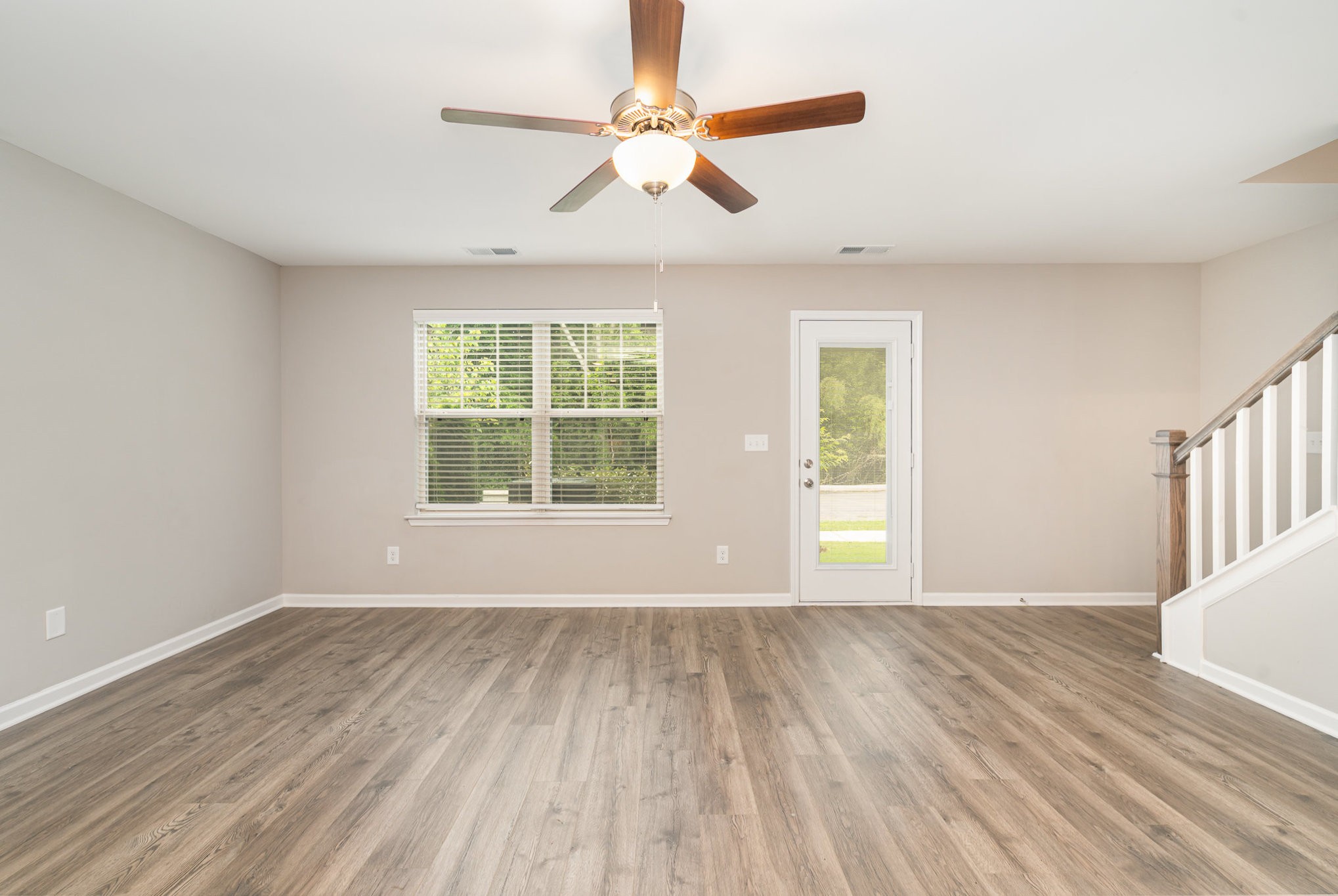 142 Rising Pvt Ln