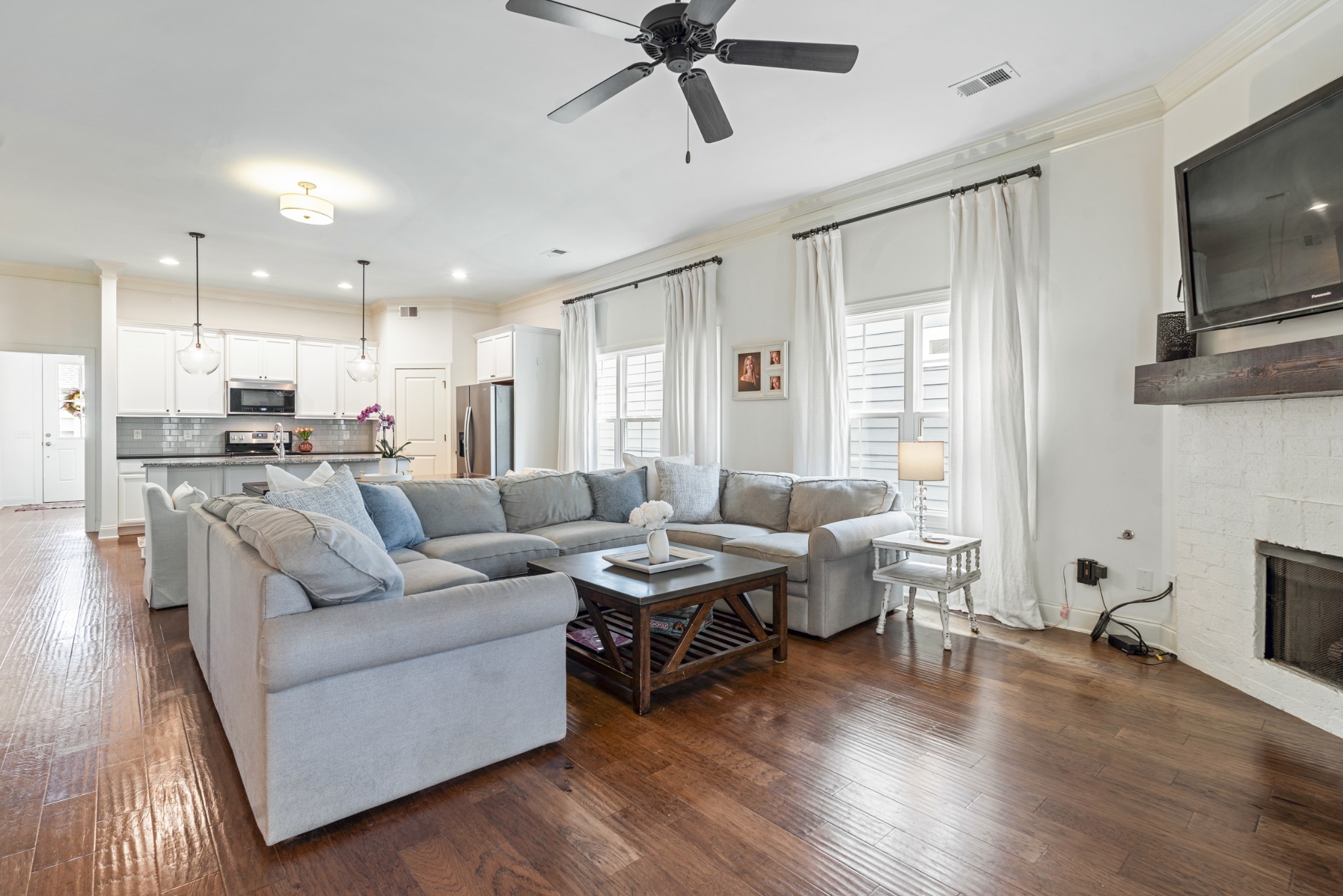 3433 Cortona Way