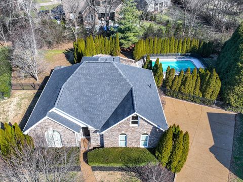 1812 Kara Ct Spring Hill TN 37174