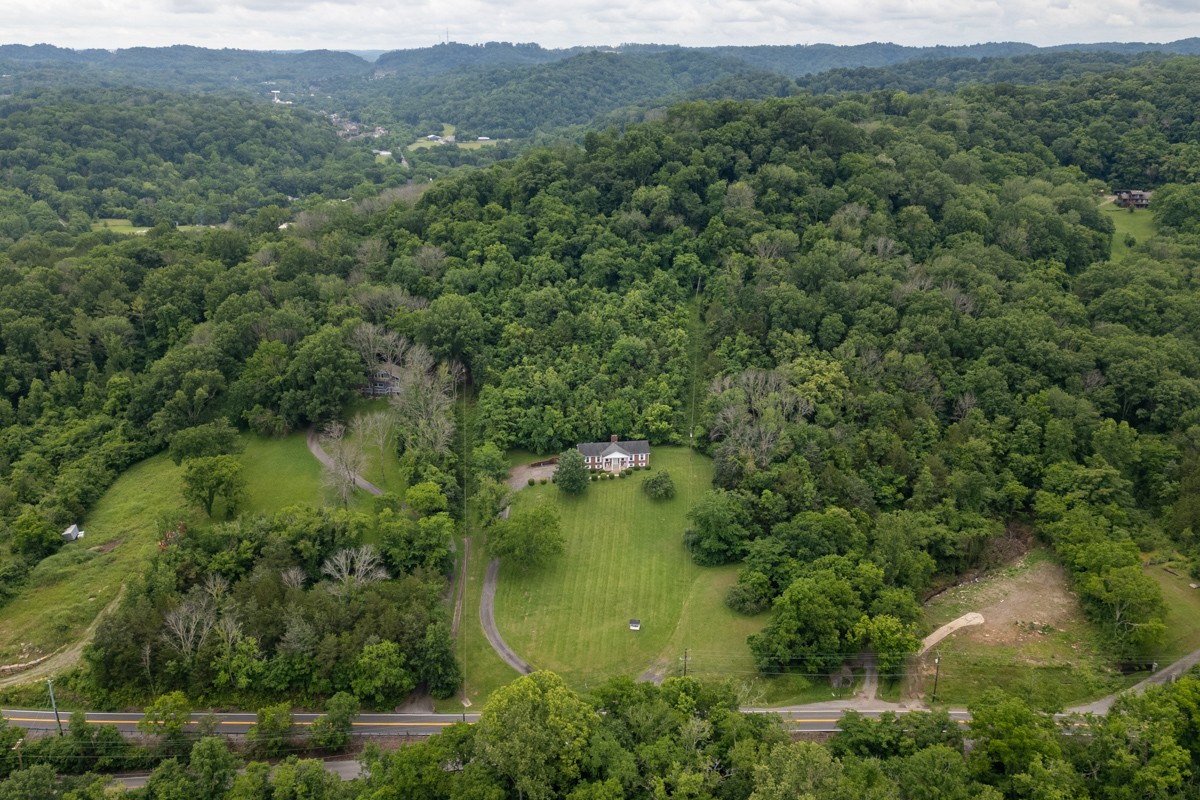 Middle Tennessee Properties 2 6908 River Road Pike