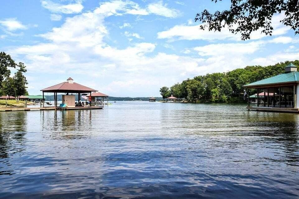 438 Lake Harbor Drive