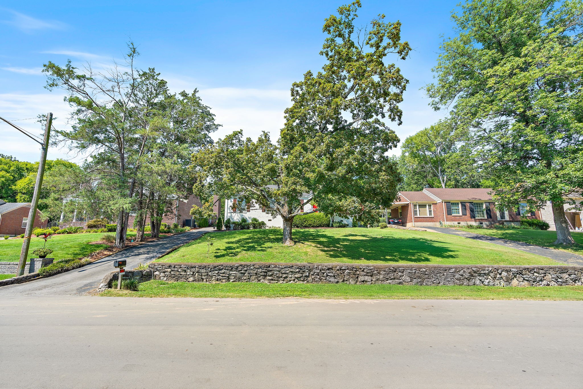 815 Neartop Dr