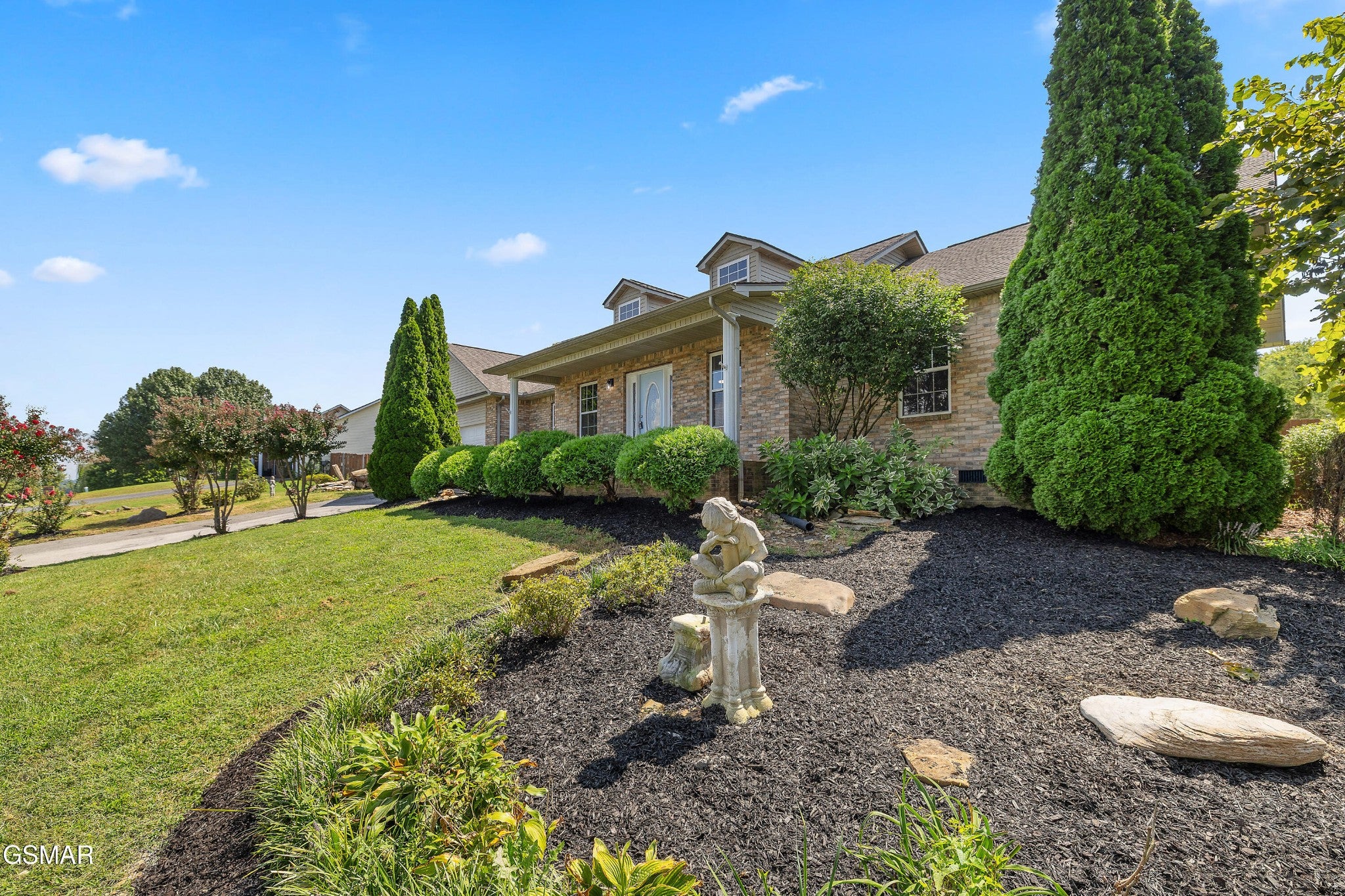 1516 Kildee Lane