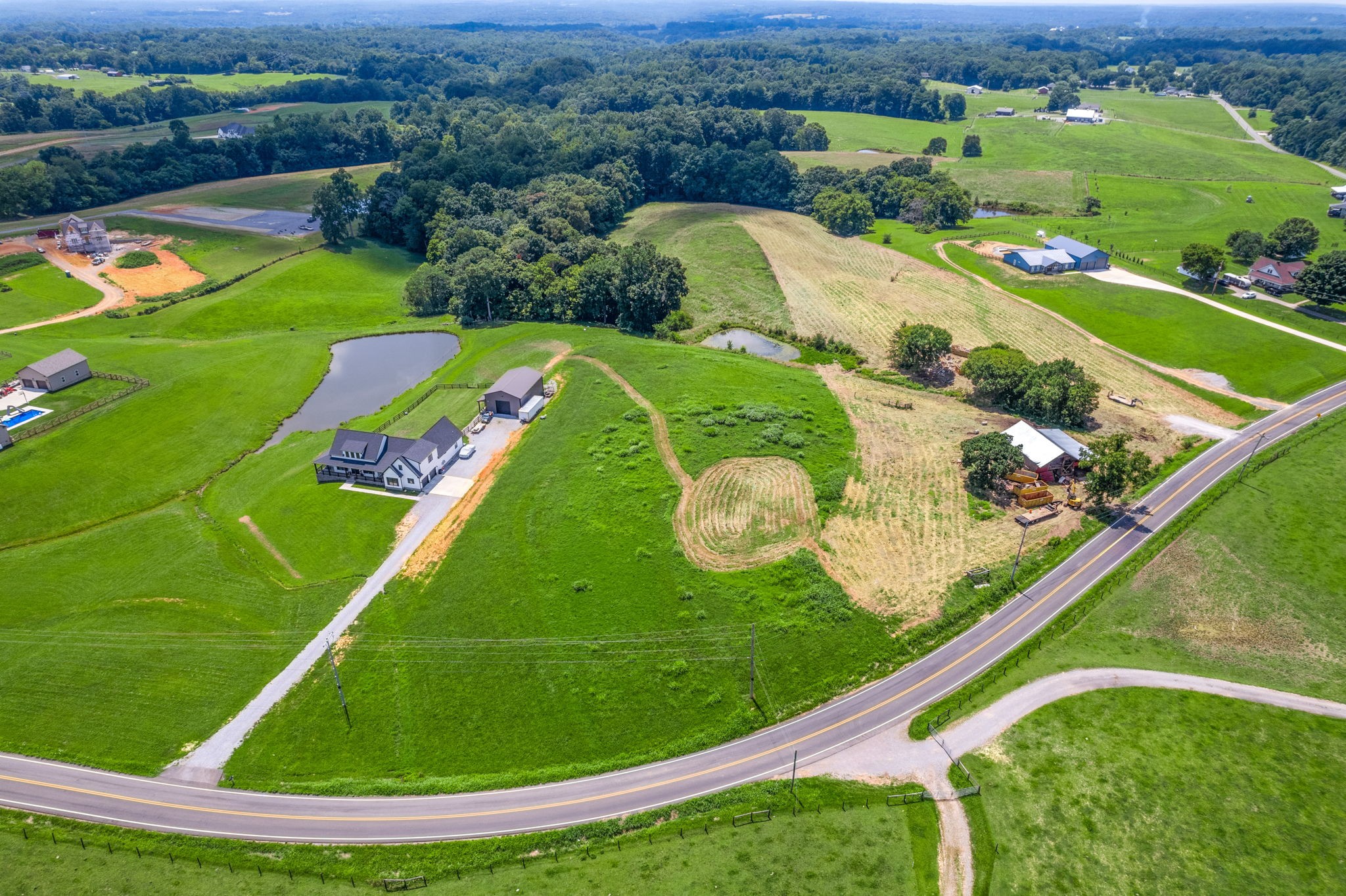 4 Hickory Point Rd