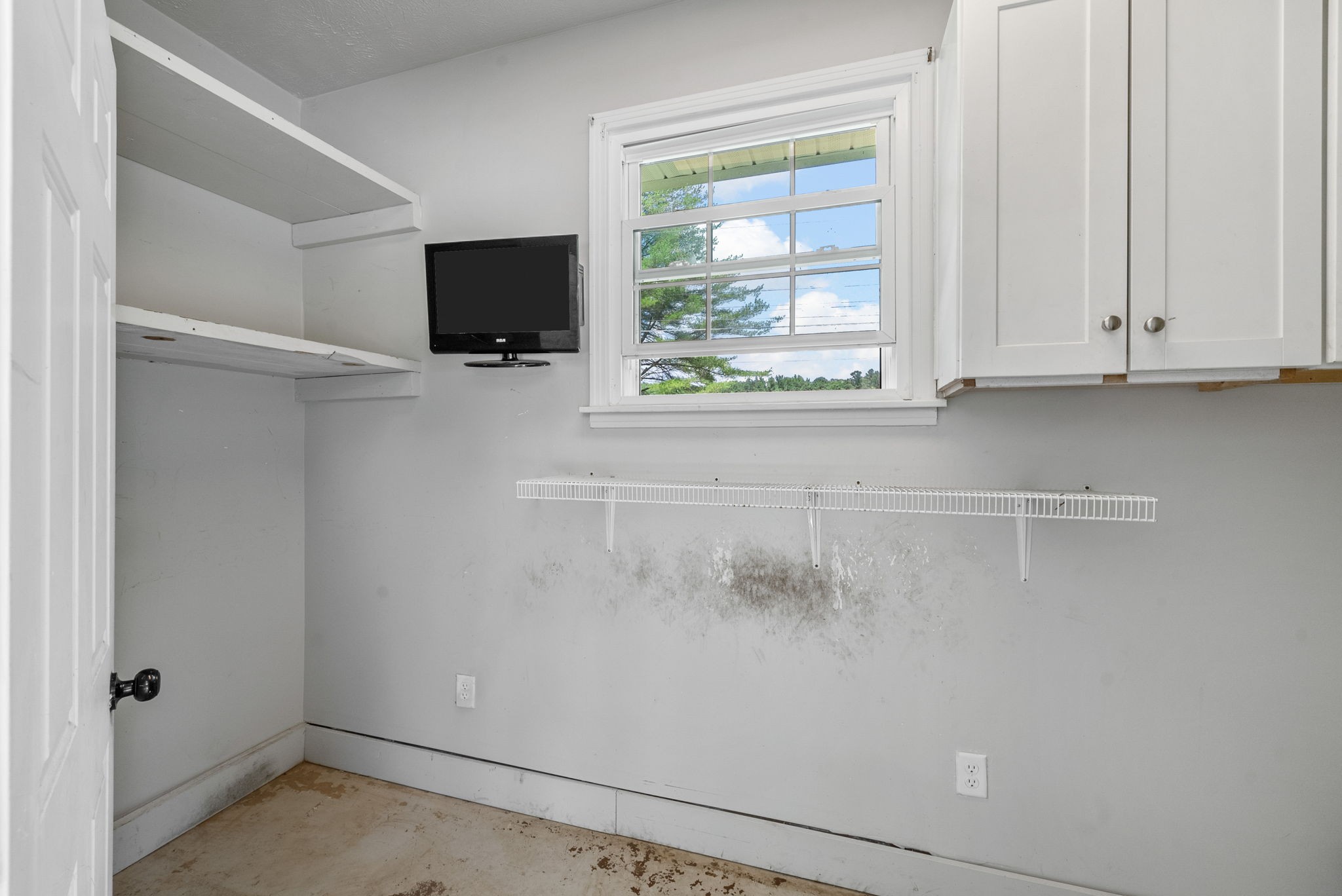 216 Sunset Dr
