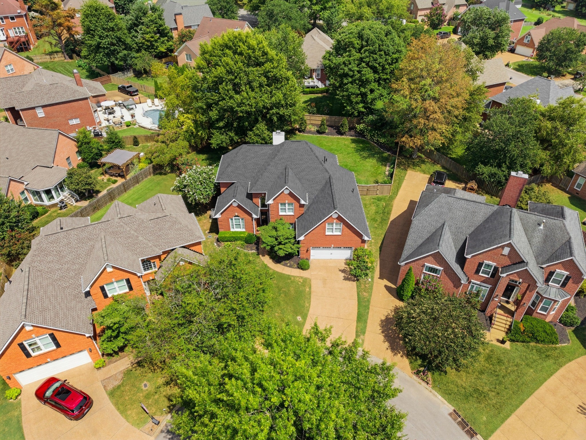 5-bed home for sale in Franklin, TN 37064, 716 Hampton Cv 716 Hampton Cv, Franklin TN 37064 5-bed home, photo 4 of 51