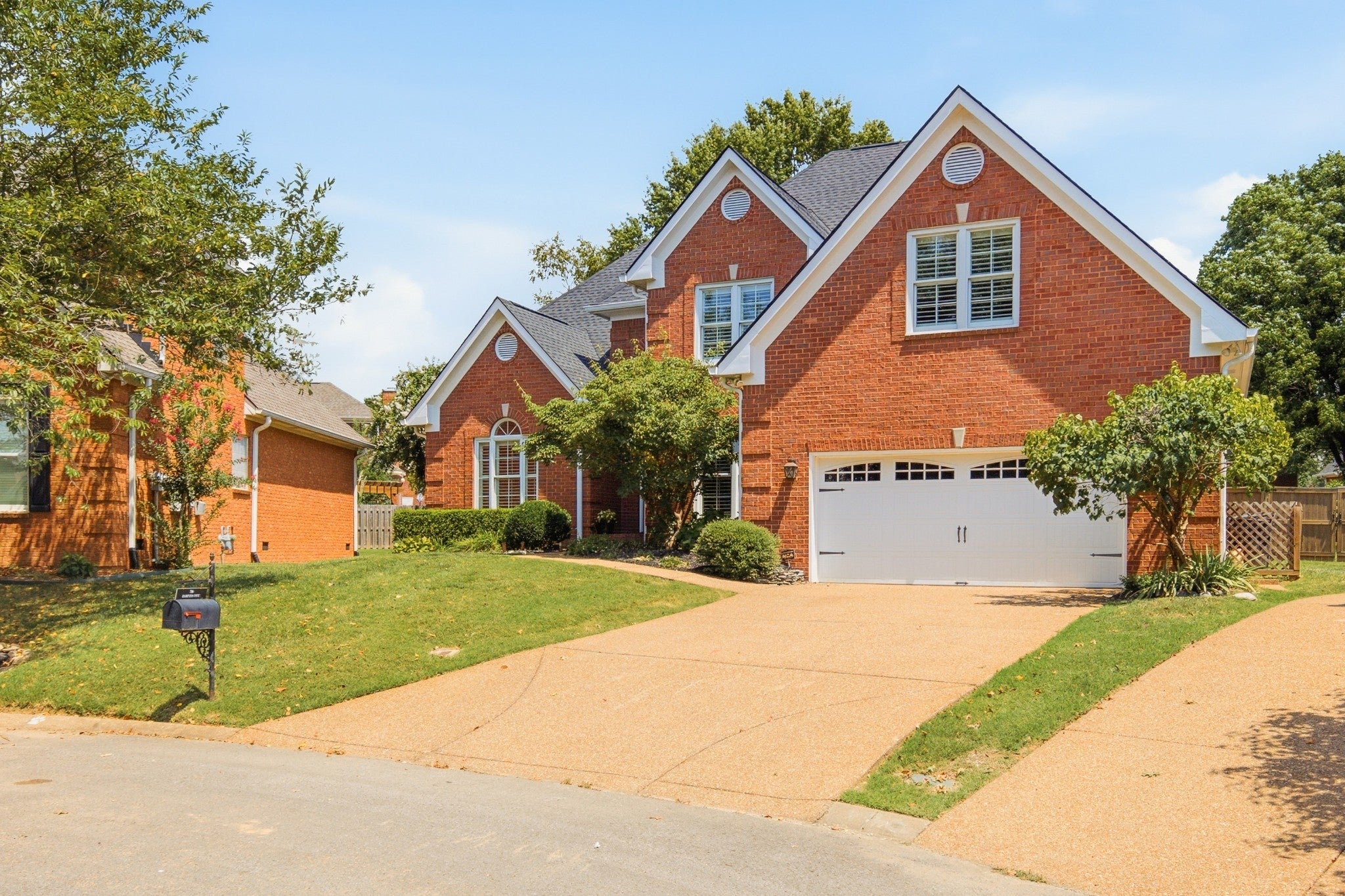 5-bed home for sale in Franklin, TN 37064, 716 Hampton Cv 716 Hampton Cv, Franklin TN 37064 5-bed home, photo 3 of 51