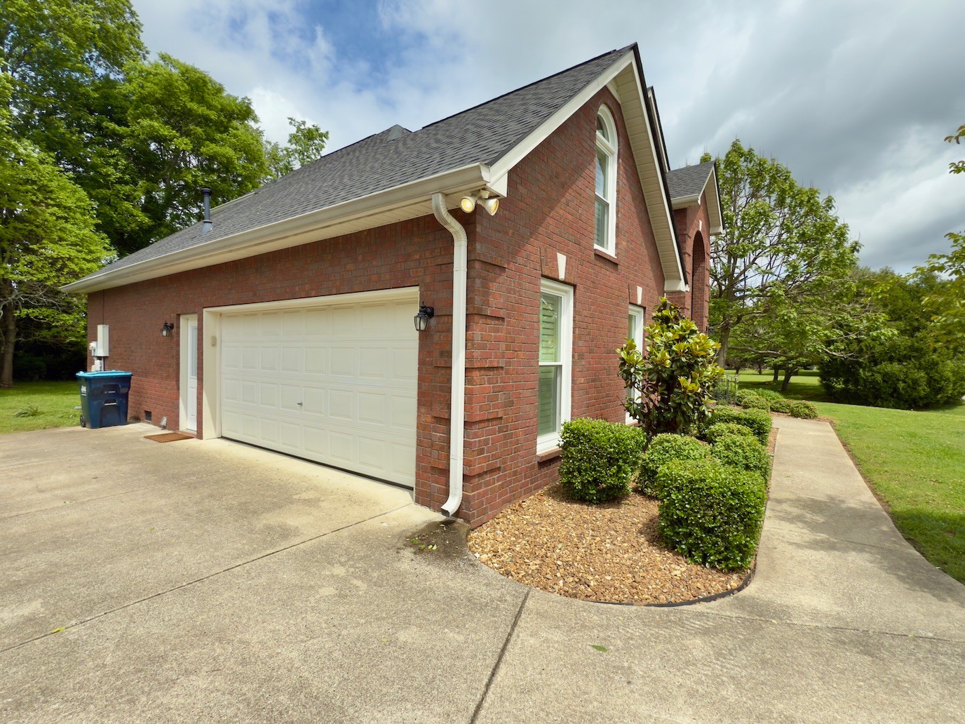 126 Copperas Ct