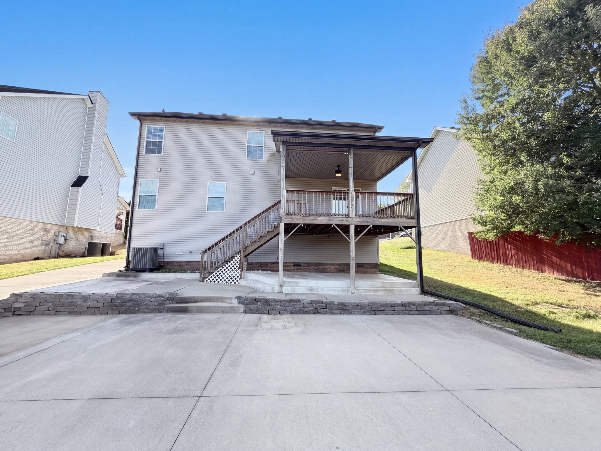 3208 Timberdale Dr