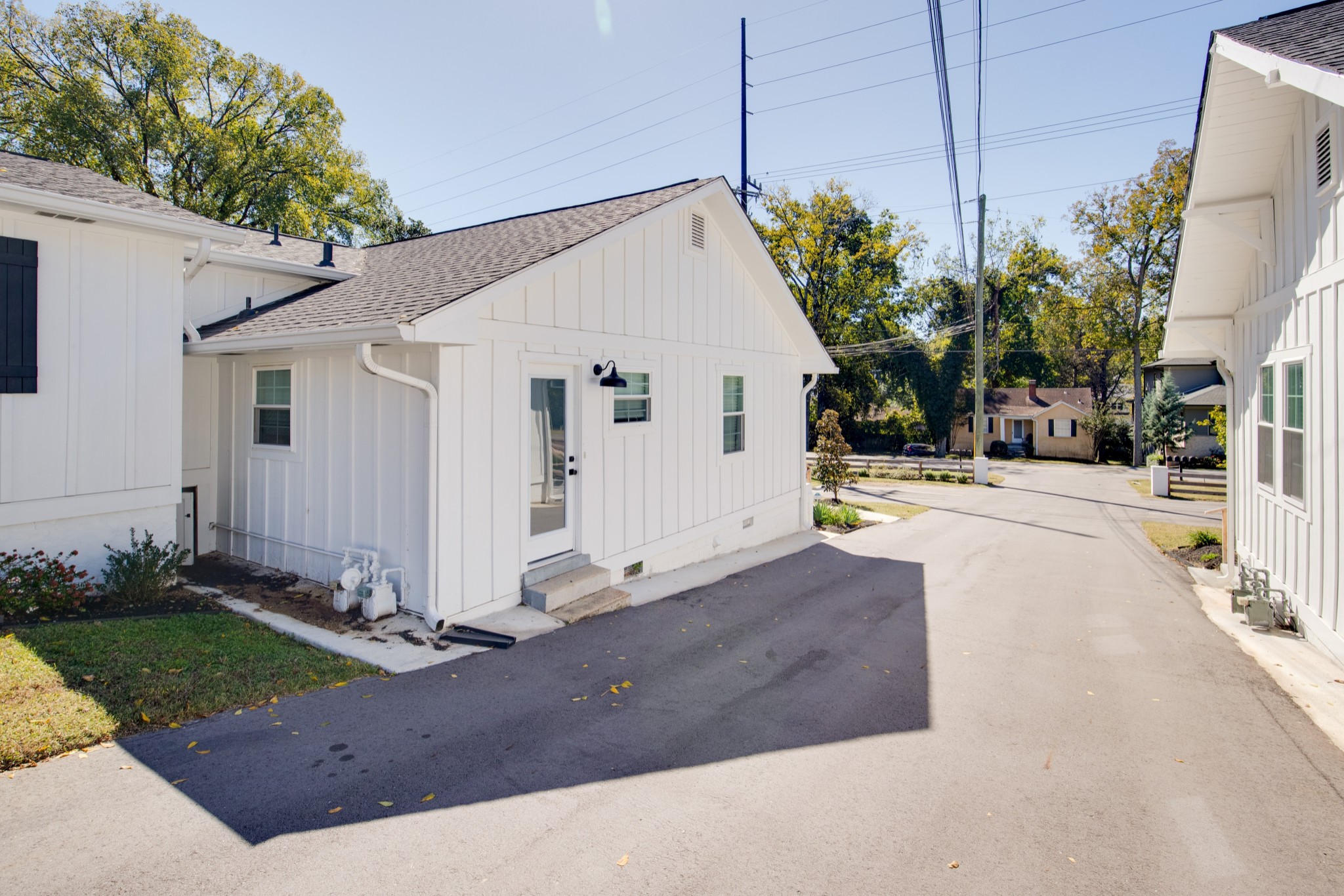 2128A D Sharondale Drive